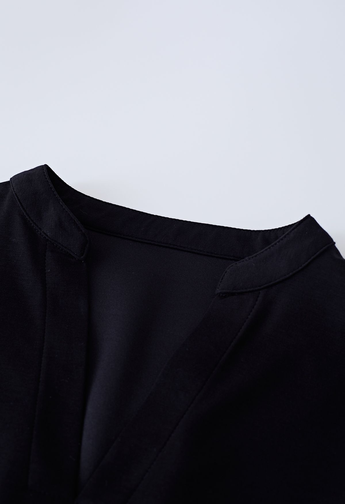 Padded Shoulder V-Neck Sleeveless Top in Black