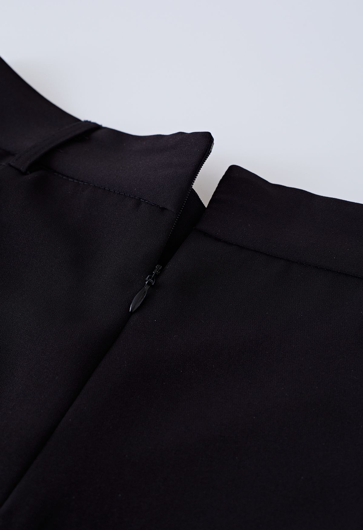 Mesh Spliced Hem Midi Skirt in Black
