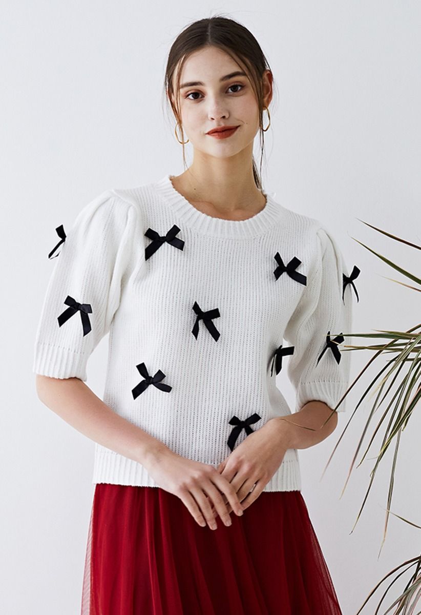 Bowknot Embellished Short Sleeve Knit Sweater in White