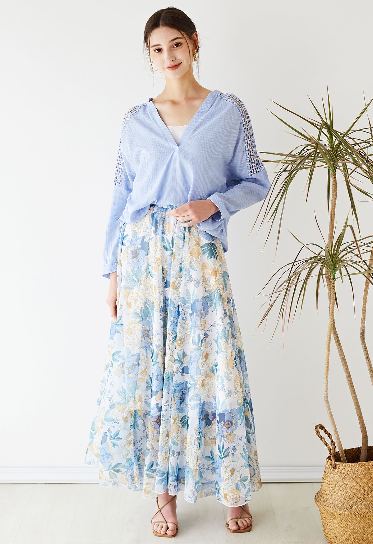 Bluish Floral Fresh Aroma Chiffon Maxi Skirt