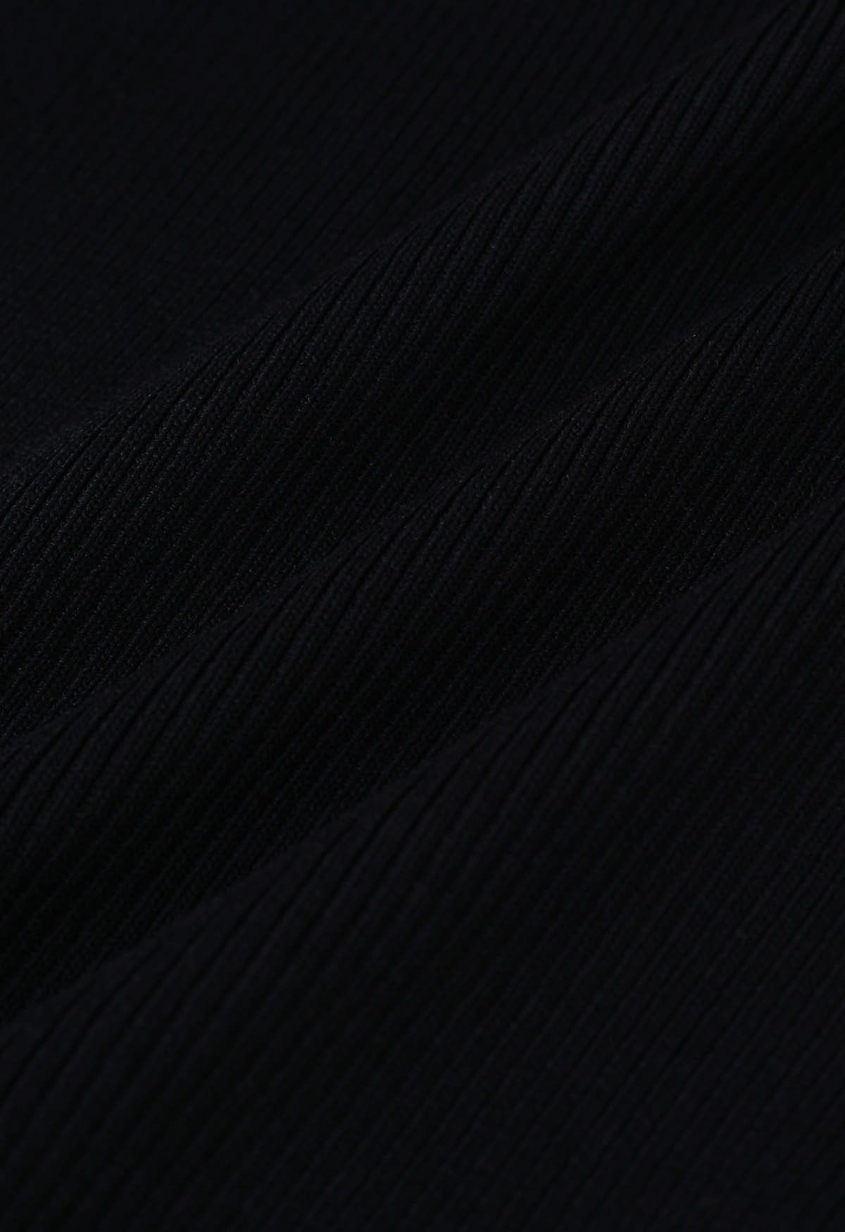 Spliced Tiered Flutter Sleeve Knit Crop Top in Black
