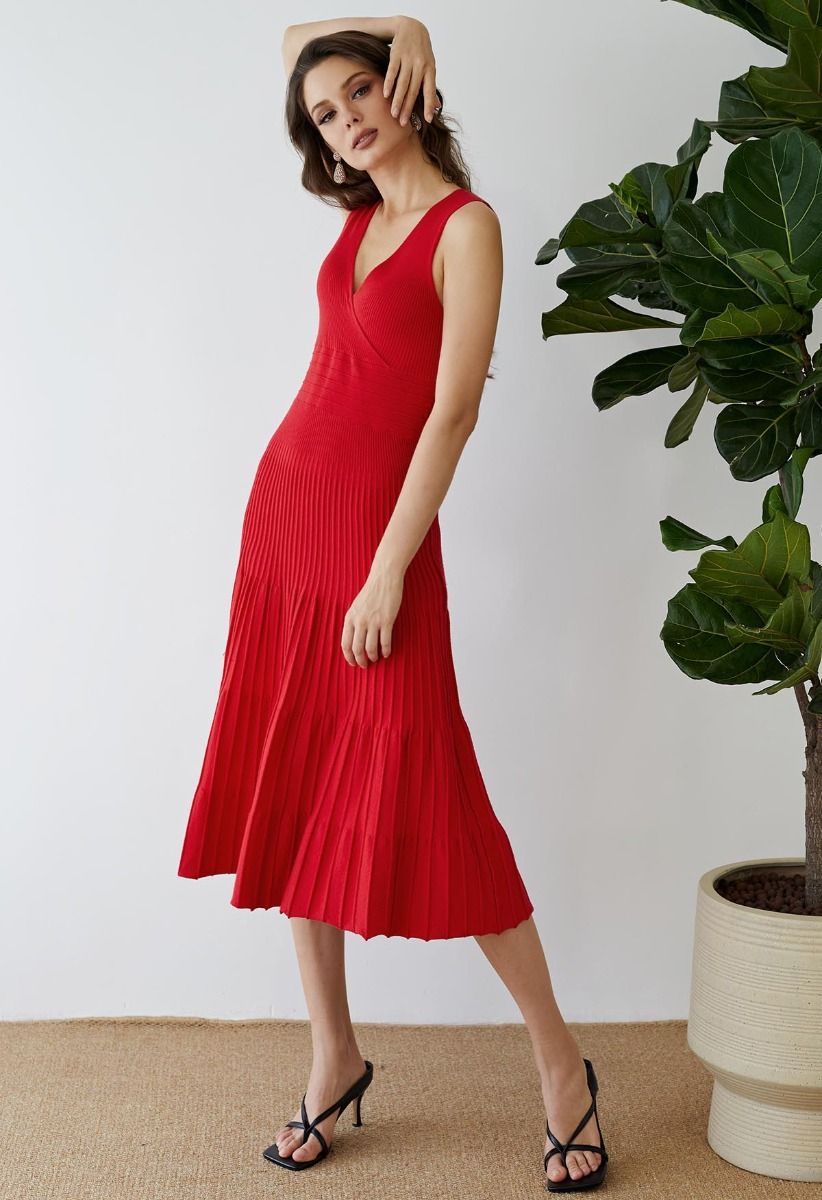Cut Out Back Faux-Wrap Sleeveless Knitted Midi Dress in Red