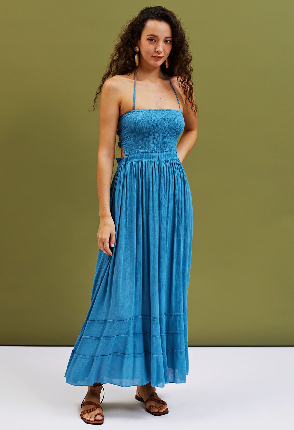 Elastic Straps Open Back Halter Maxi Dress