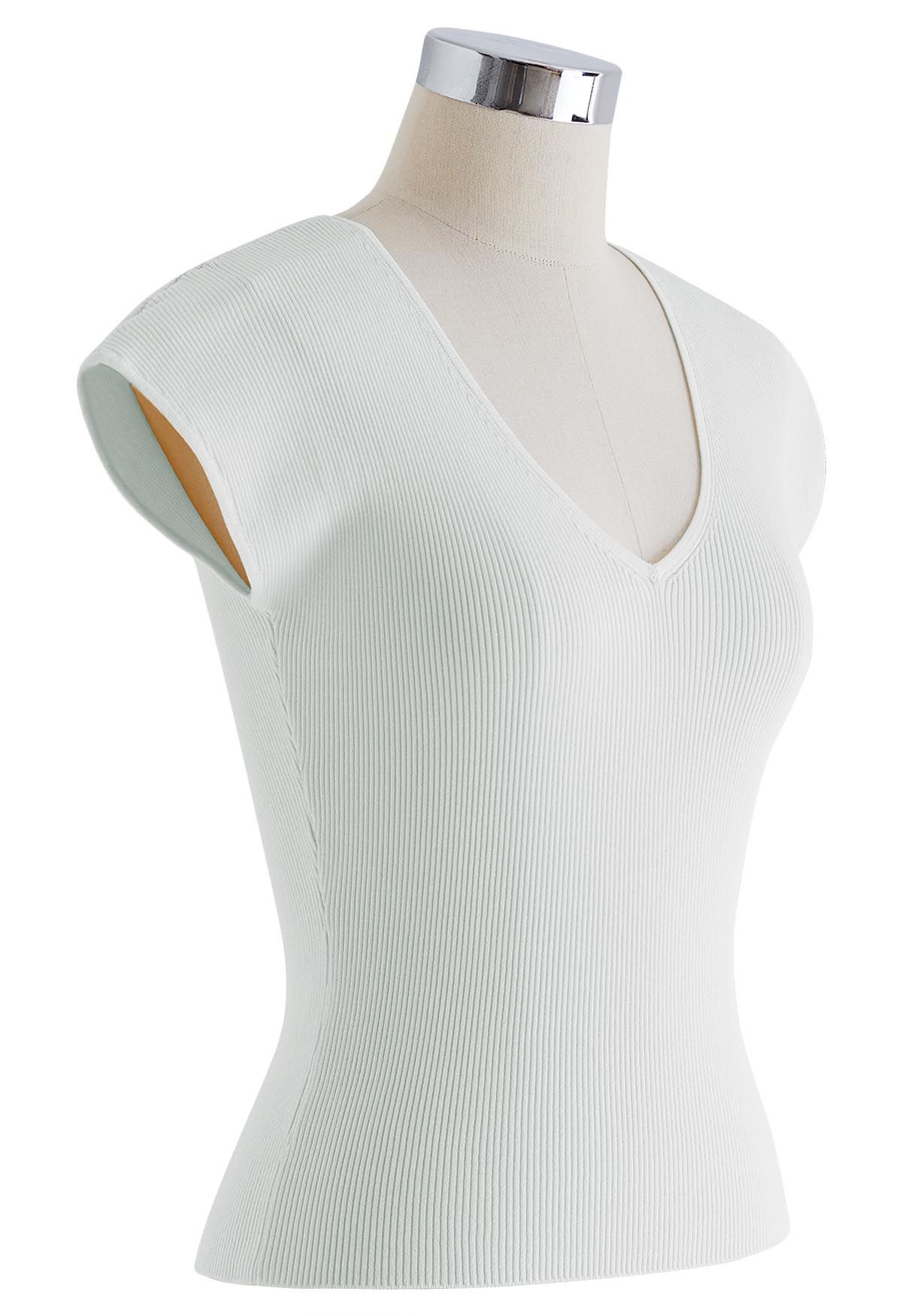 V-Neck Fitted Rib Knit Top in Ivory