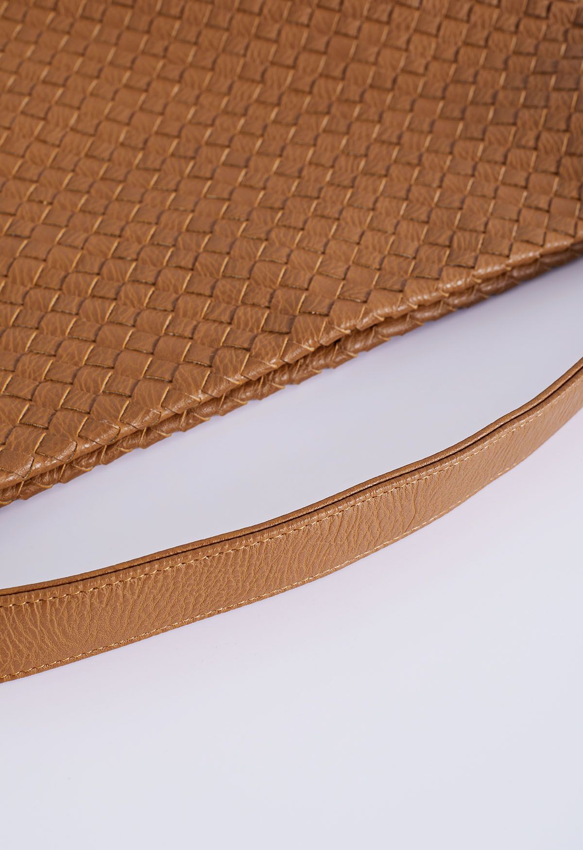 Solid Color Woven Bag in Caramel