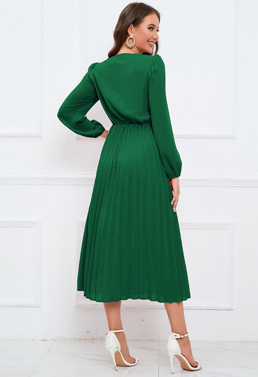 V-Neck Twisted Front Pleated Dress in Dark Green