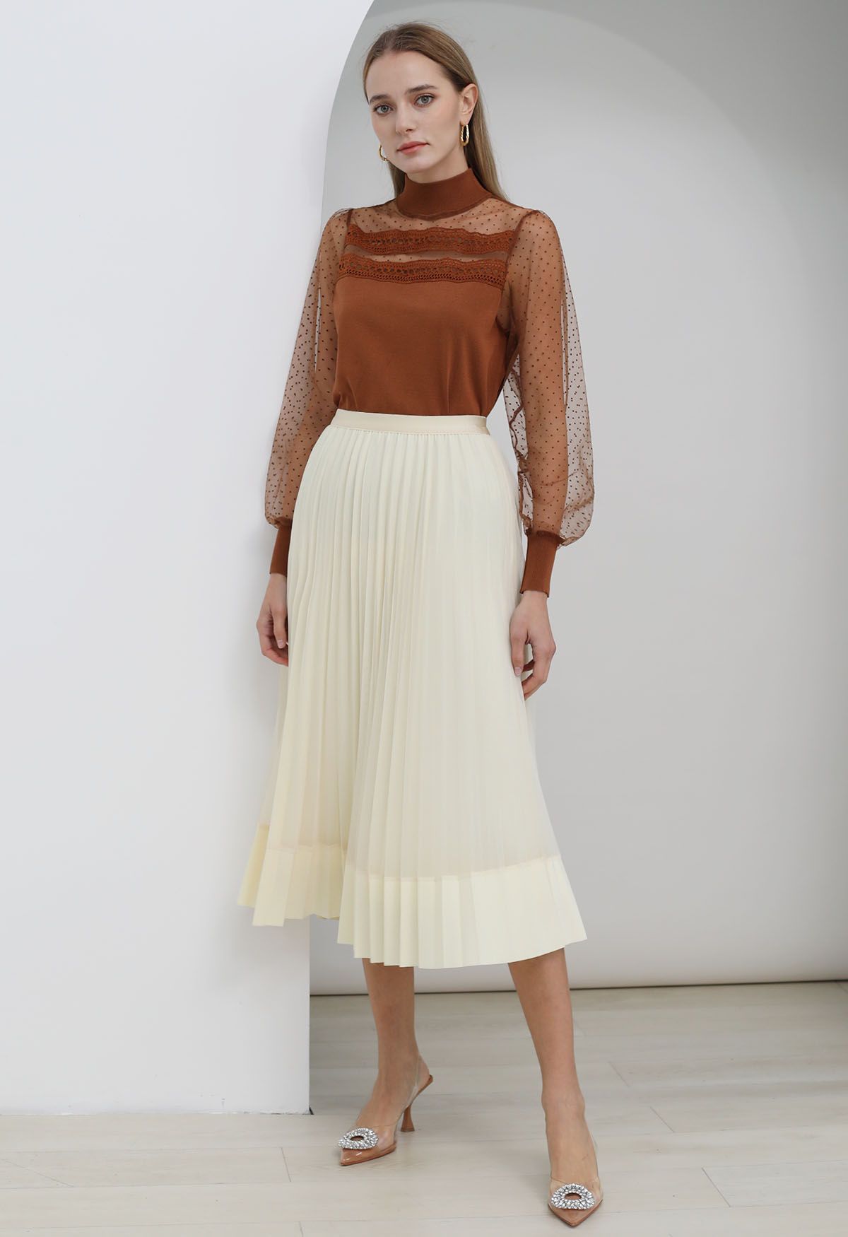 Panelled Hem Pleated Mesh Tulle Skirt in Cream