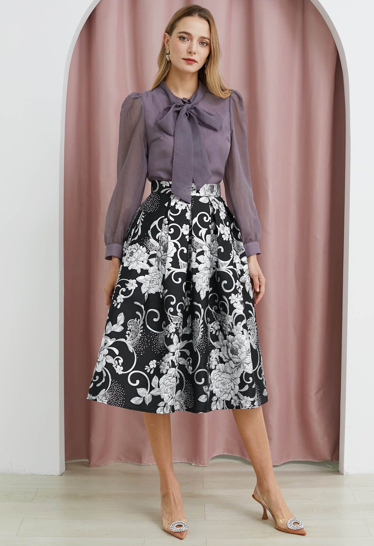 Florescent Jacquard A-Line Pleated Midi Skirt in Black
