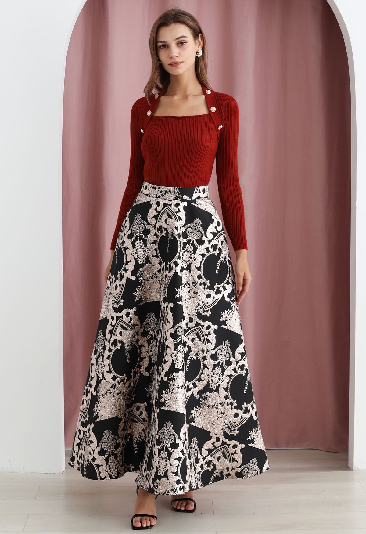 Glamorous Metallic Thread Baroque Jacquard Maxi Skirt in Black
