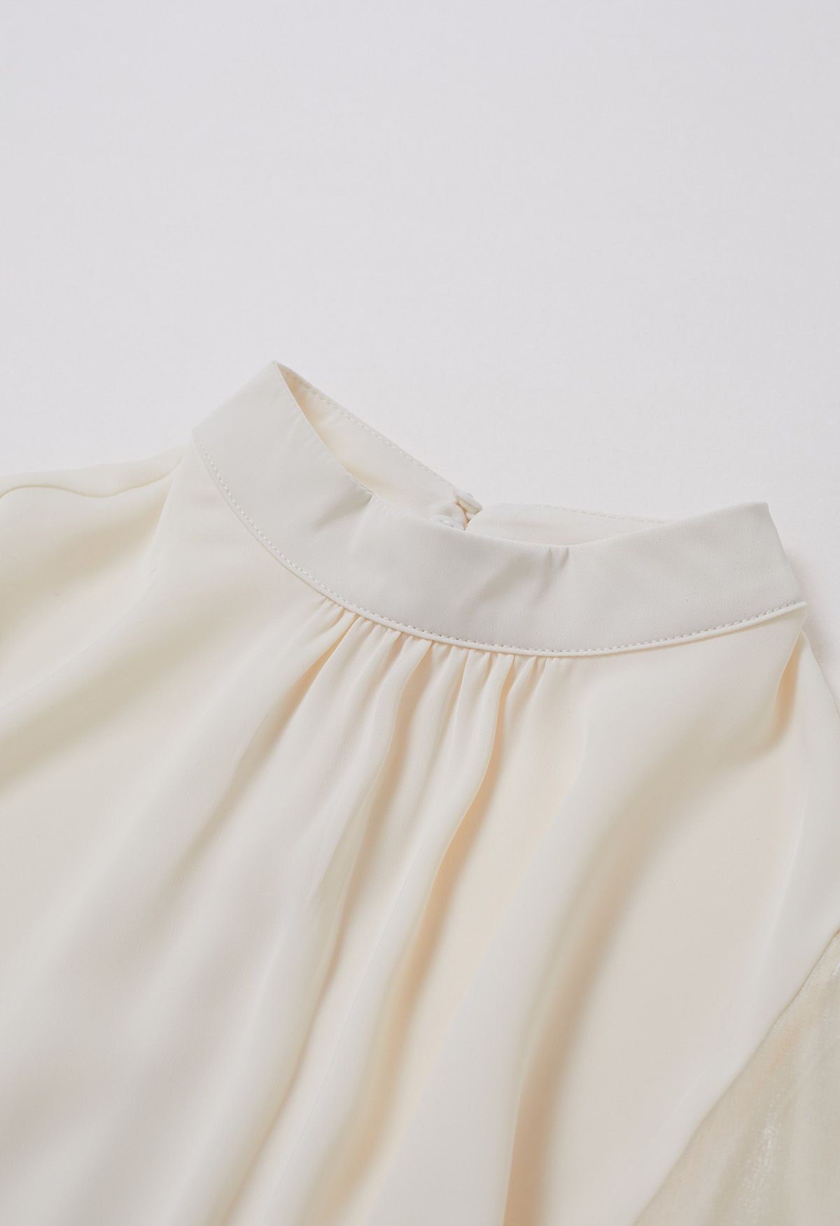 Pearly Bowknot Shiny Organza Spliced Top in Cream