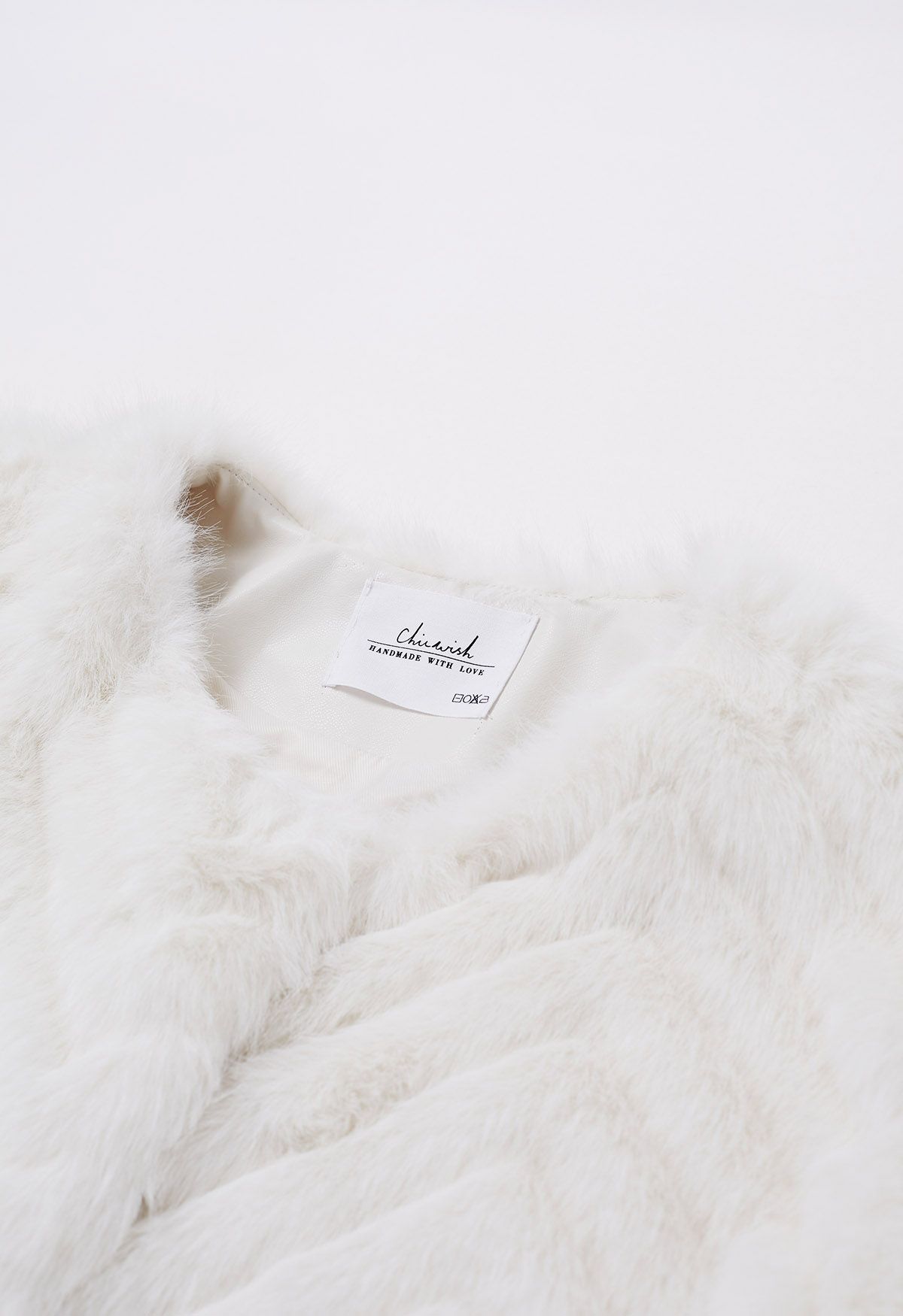 Posh Faux Fur Coat in White