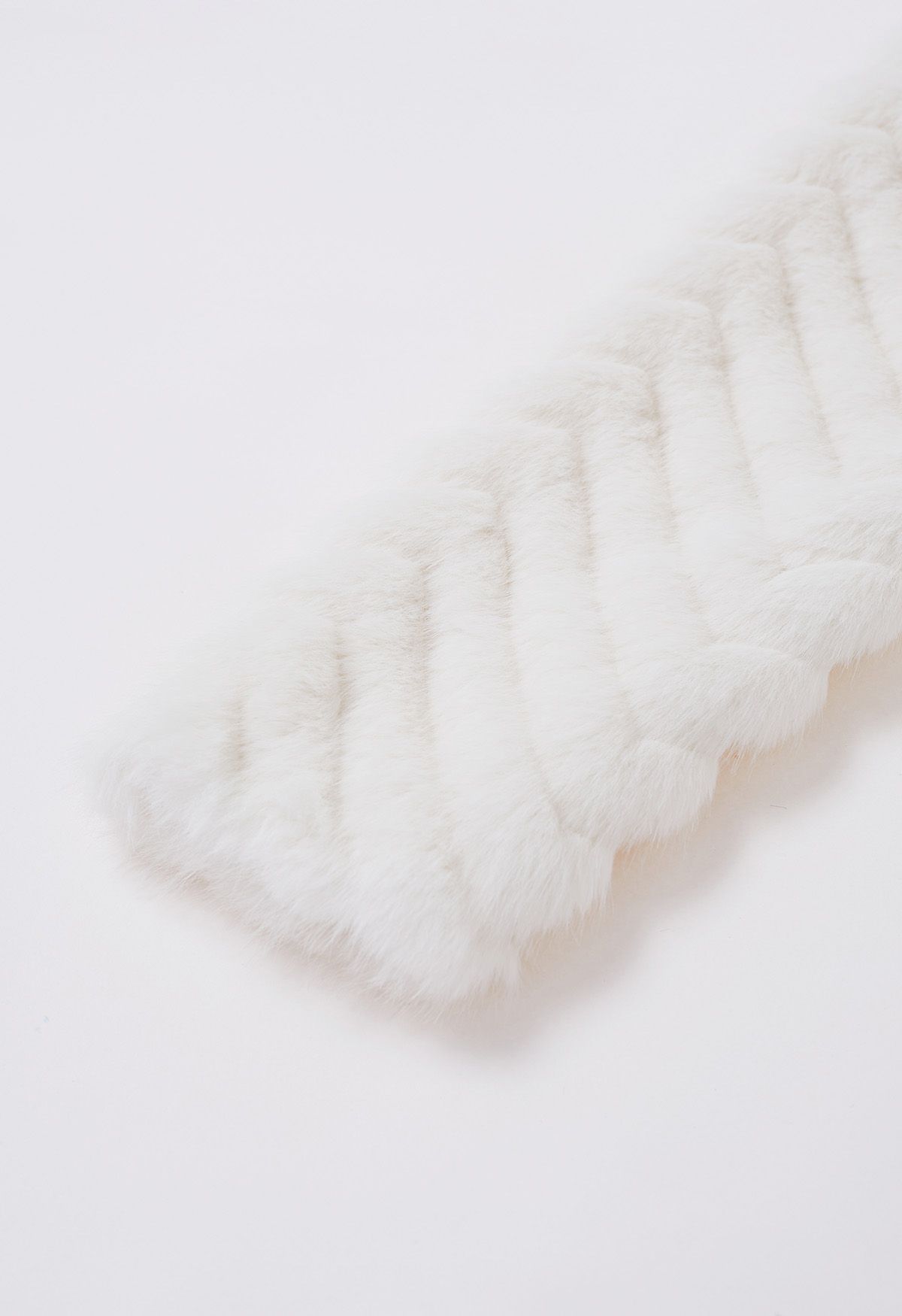 Posh Faux Fur Coat in White