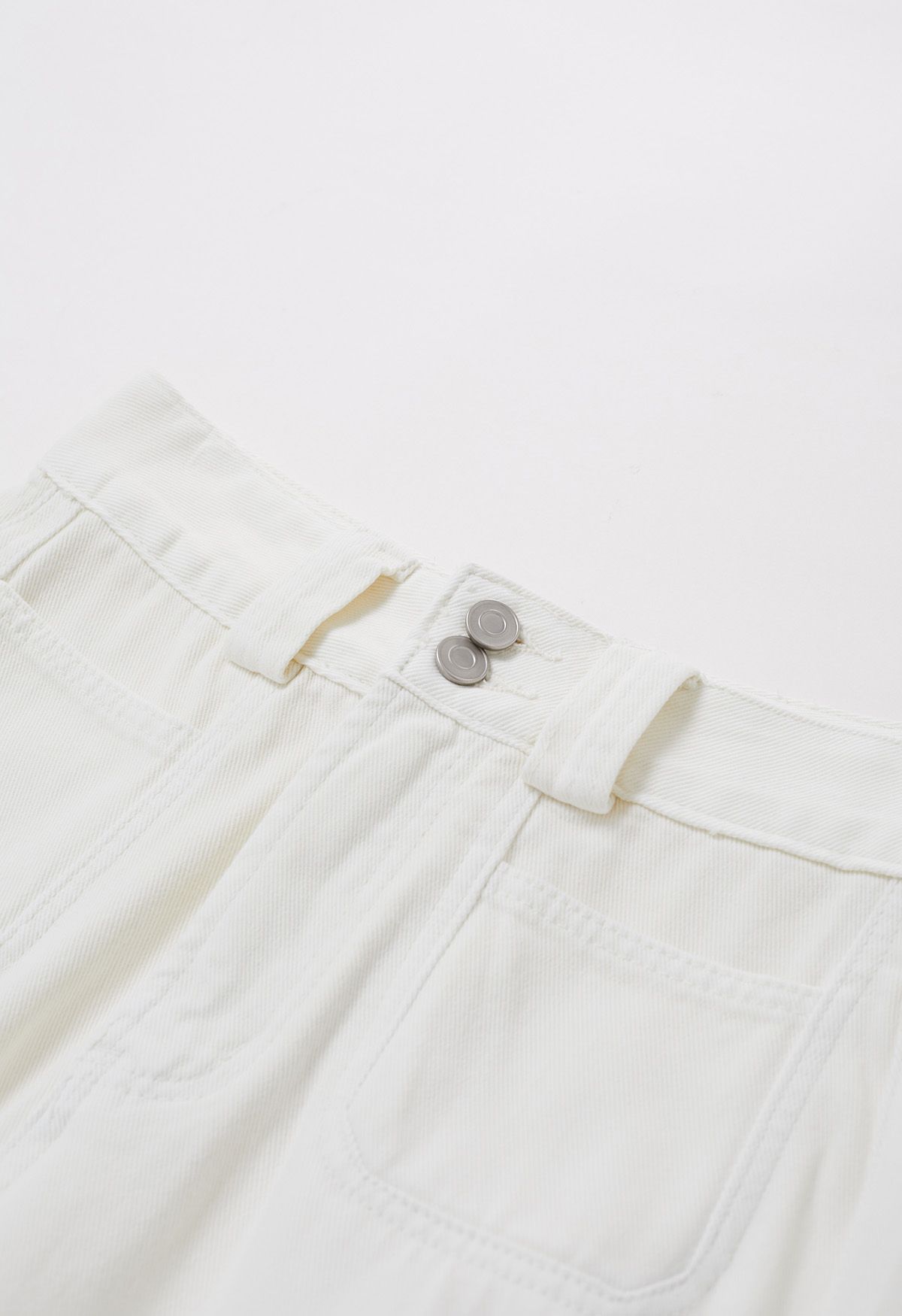 Vintage Charm Straight Leg Jeans in White