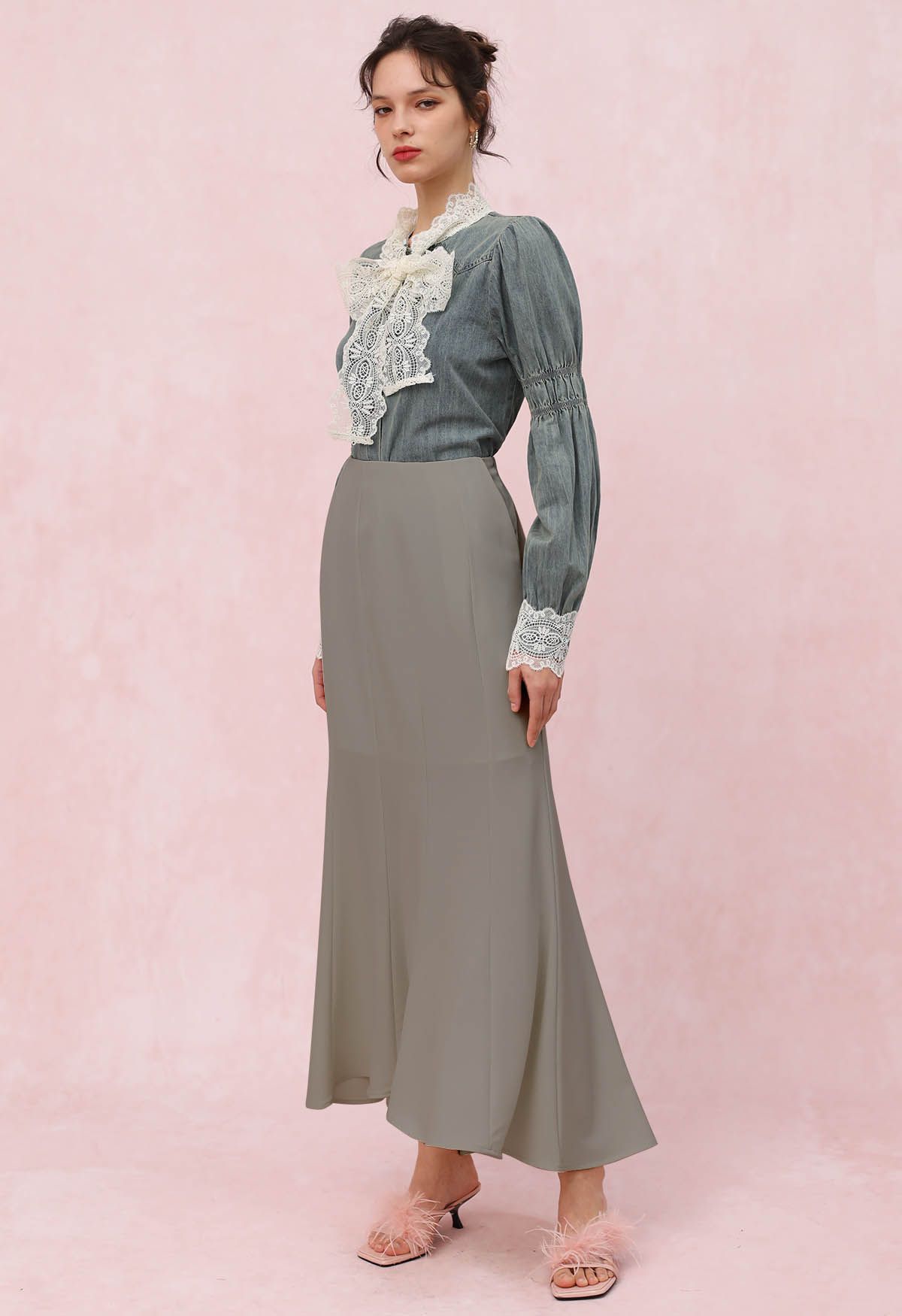 Seam Detailing Mermaid Maxi Skirt in Taupe