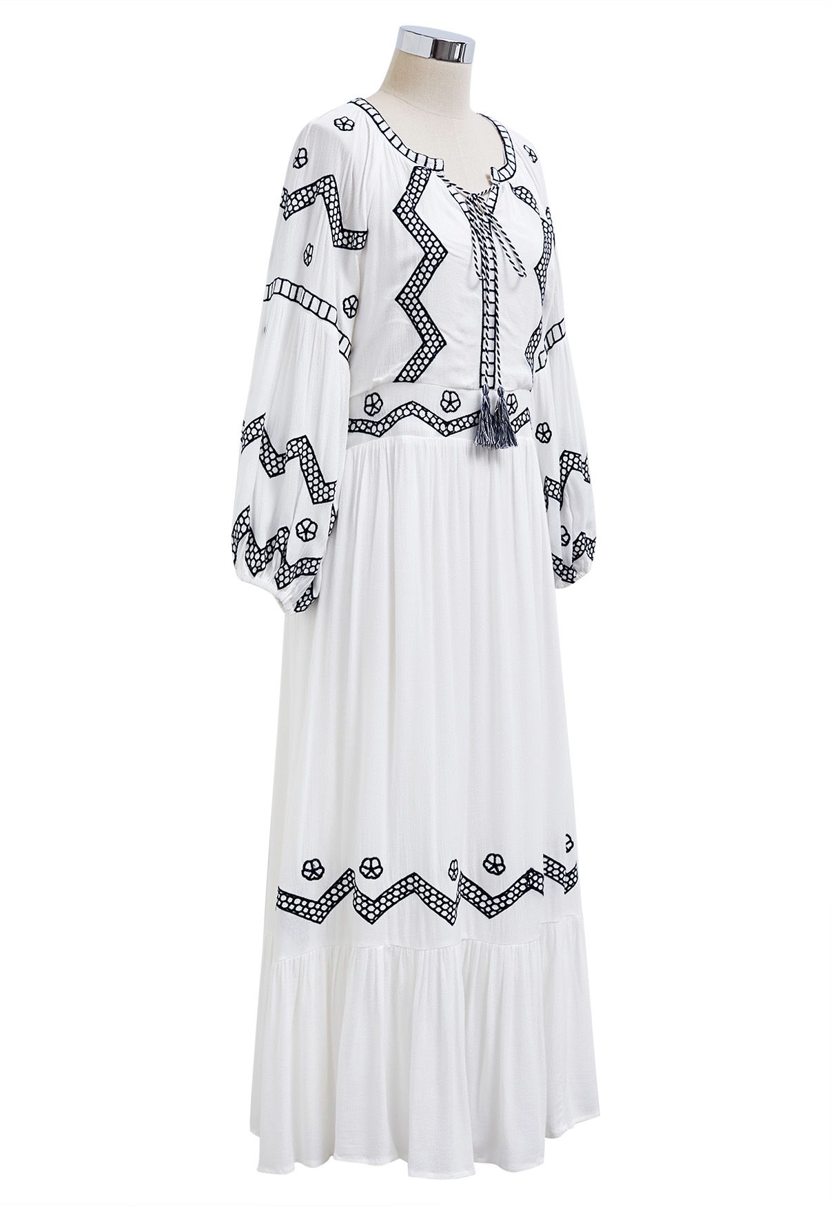 Geometric Embroidery Tassel String Midi Dress