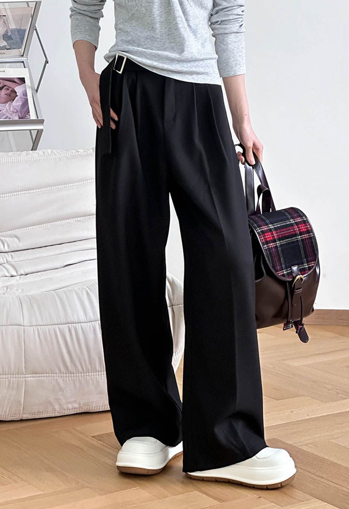 Solid Belted High Waist Wide-Leg Pants in Black