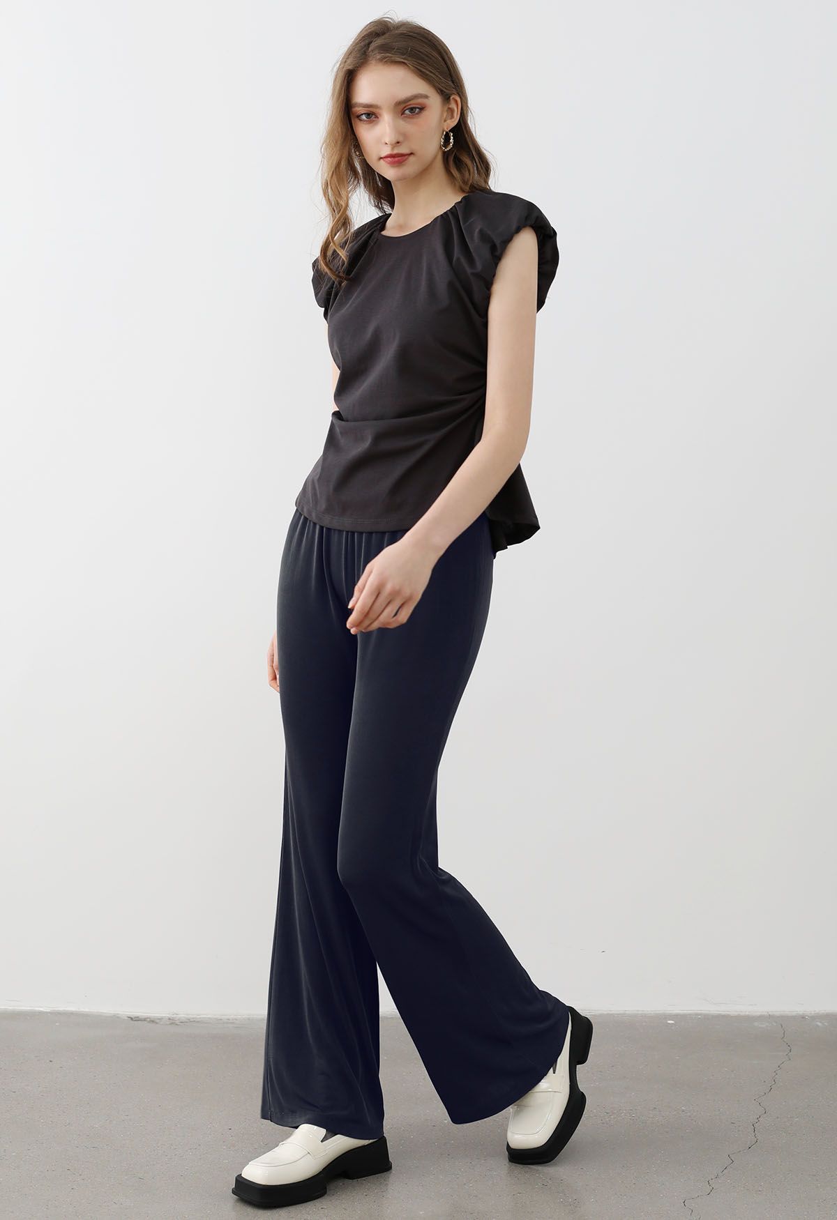 Relaxed Fit Flare Hem Pants in Smoke