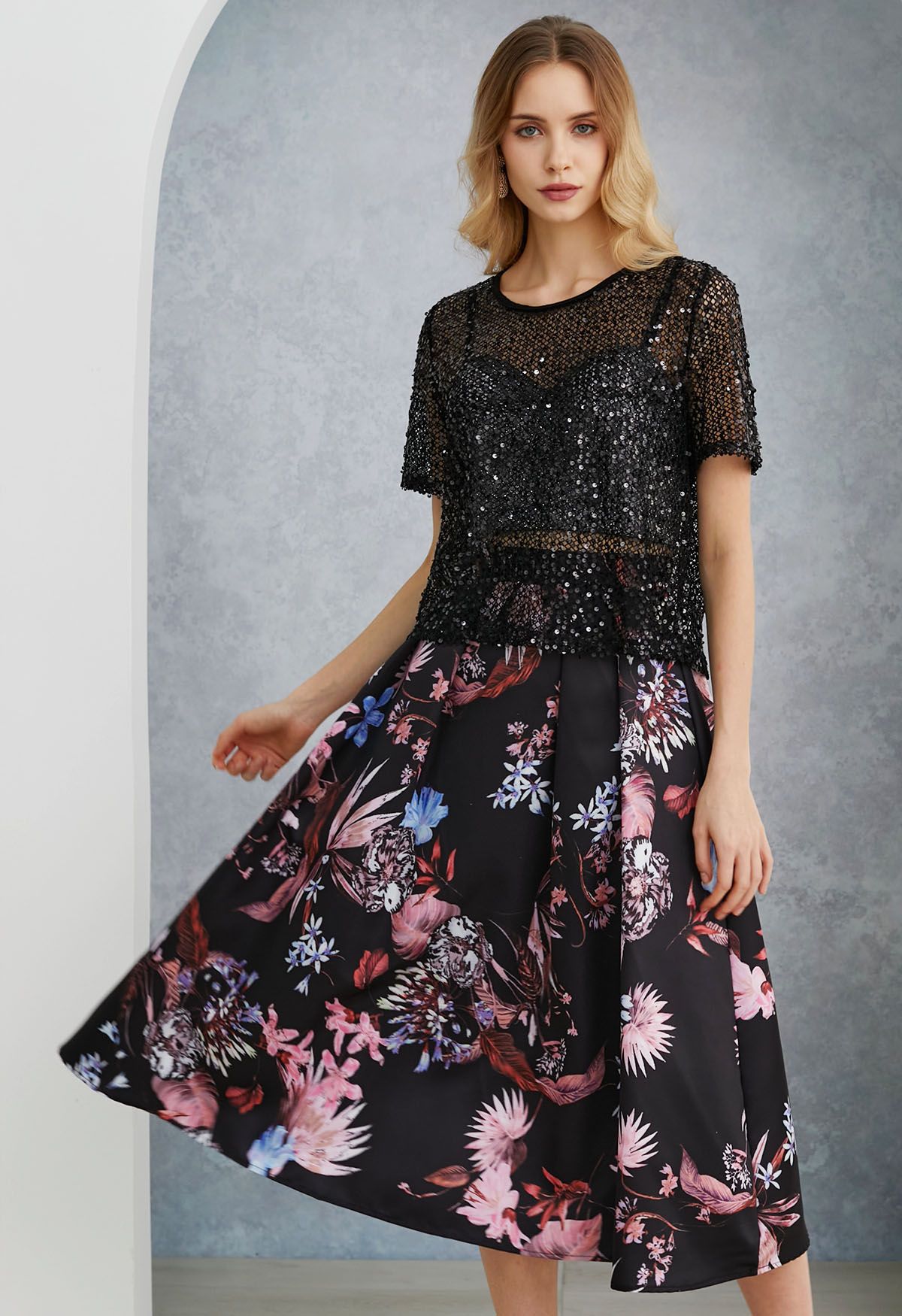 Inviting Floral Box Pleat Flare Midi Skirt