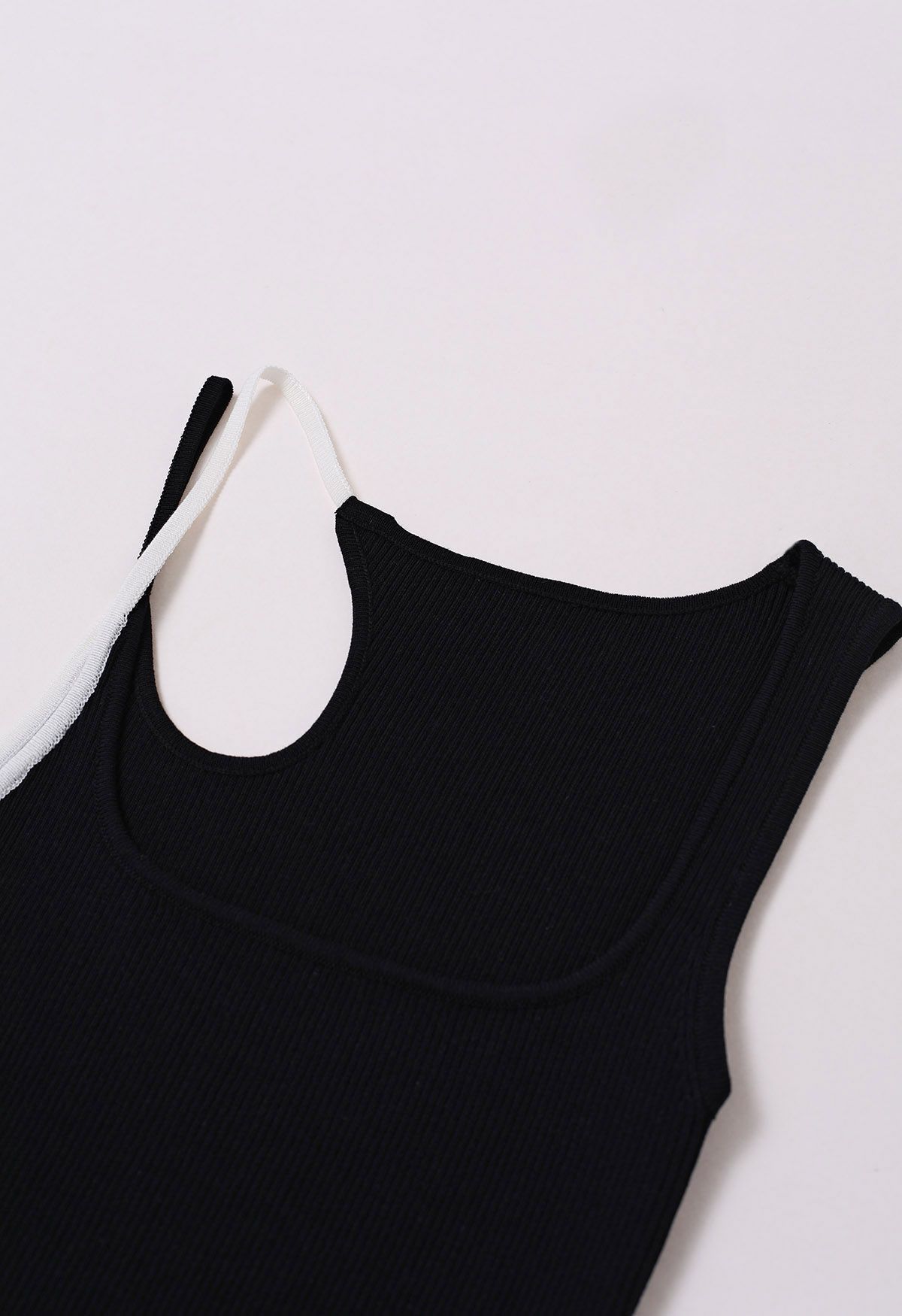 Contrast Asymmetric Straps Ribbed Knit Tank Top in Black