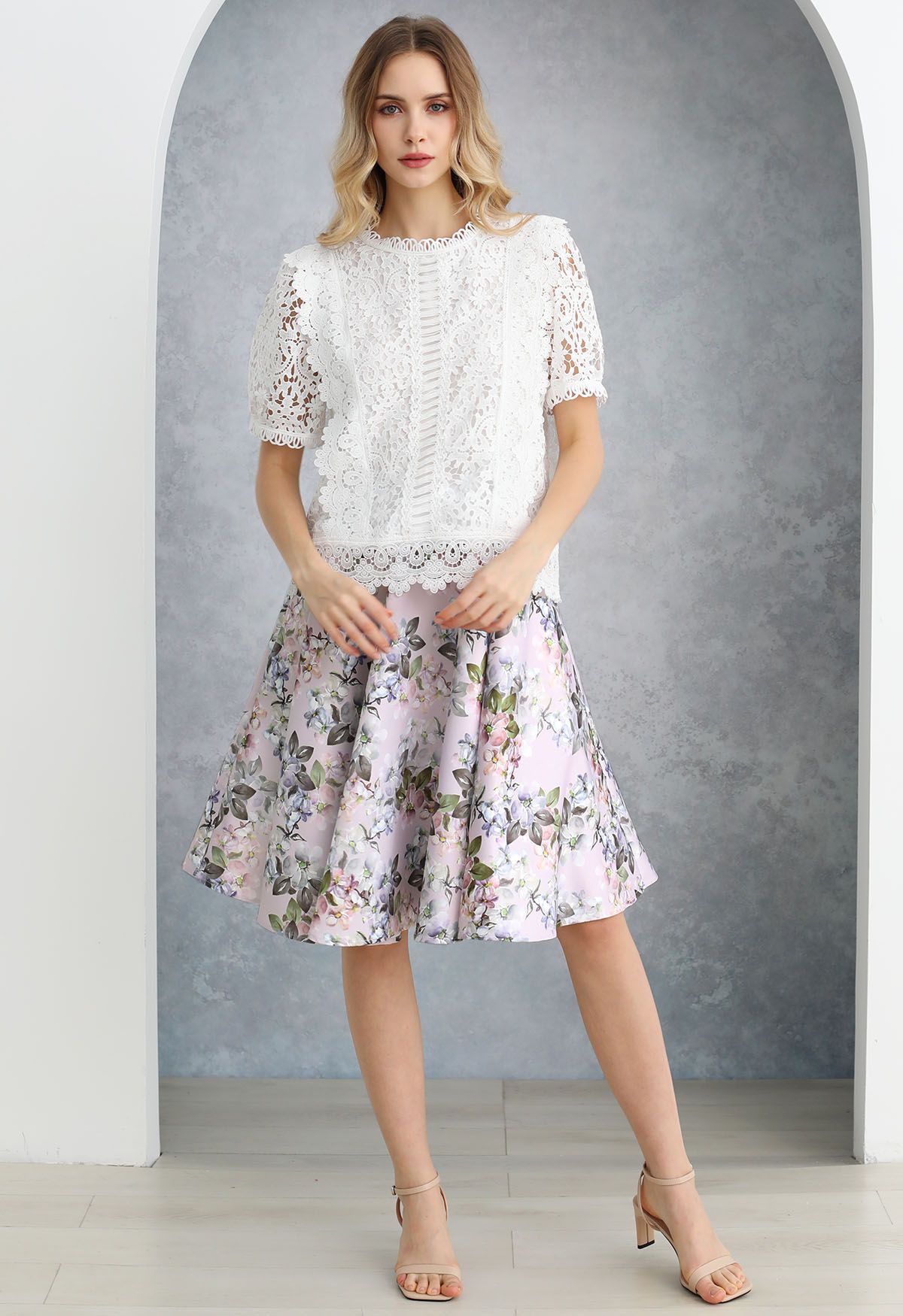 Floral Guipure Lace Short Sleeve Top in White