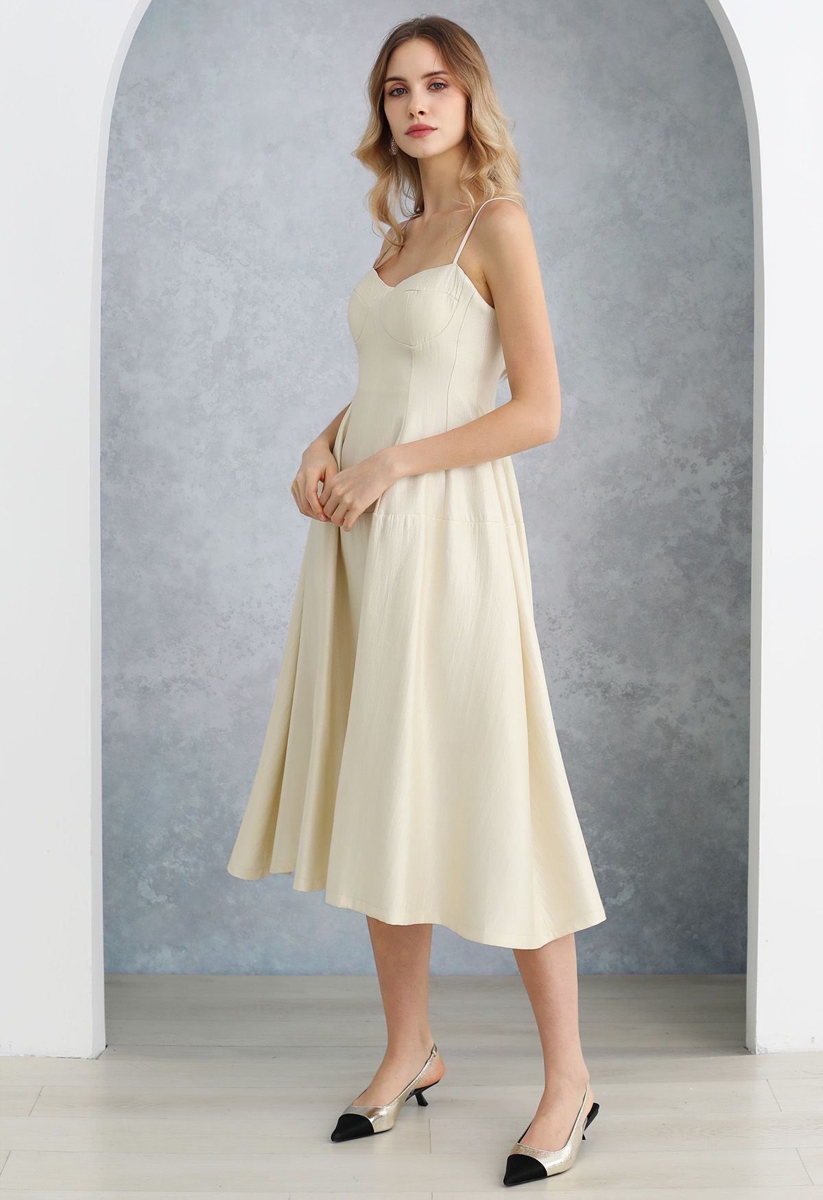 Flowy Spaghetti Strap Bustier Midi Dress in Cream