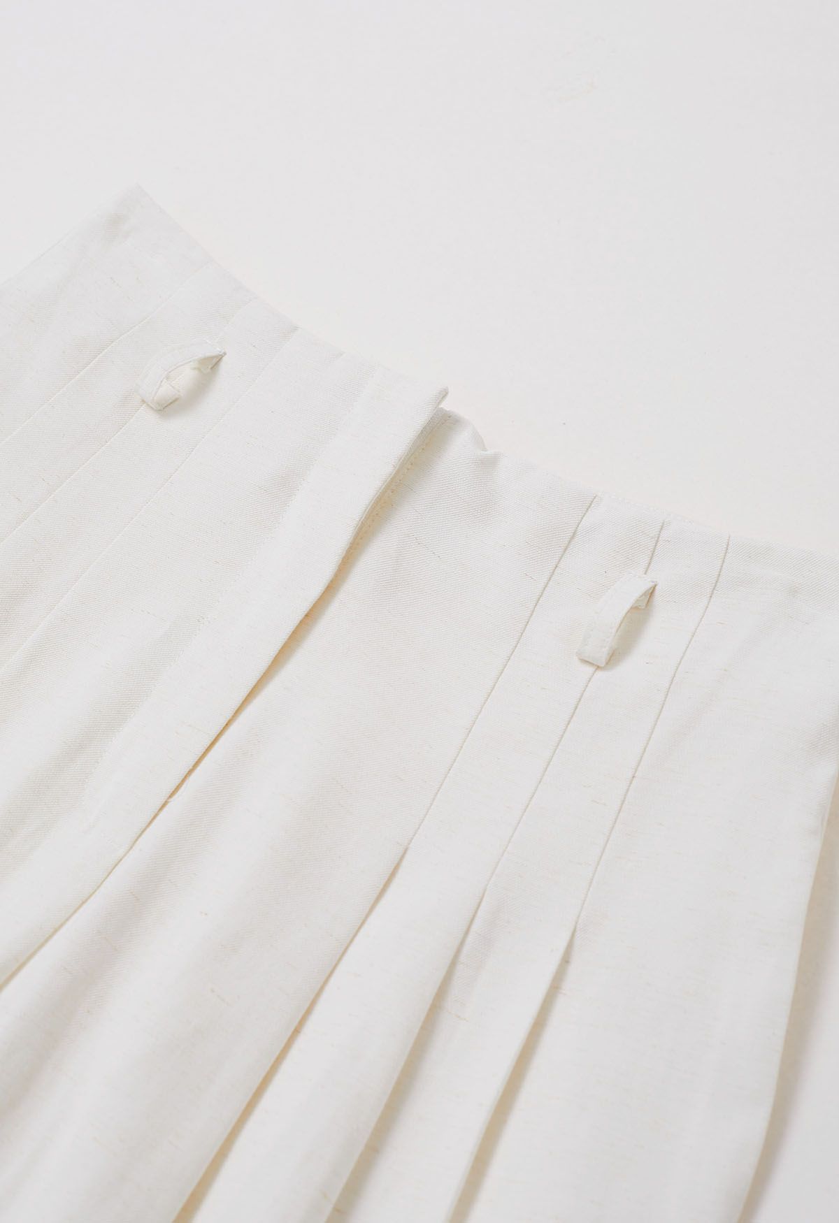 Old-Fashioned Belt Linen-Blend Palazzo Pants in White