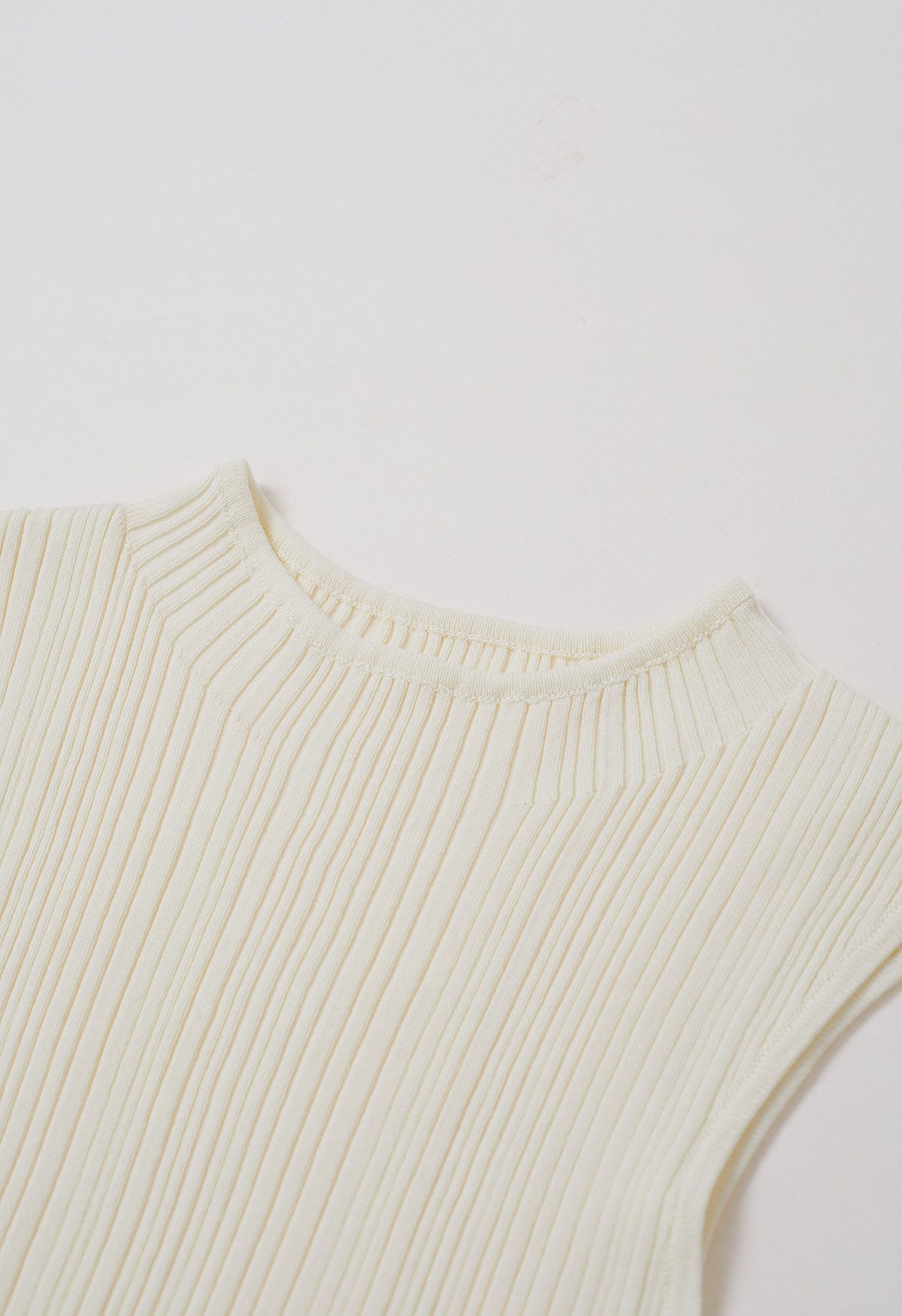 Minimalist Ribbed Texture Sleeveless Knit Top in Cream