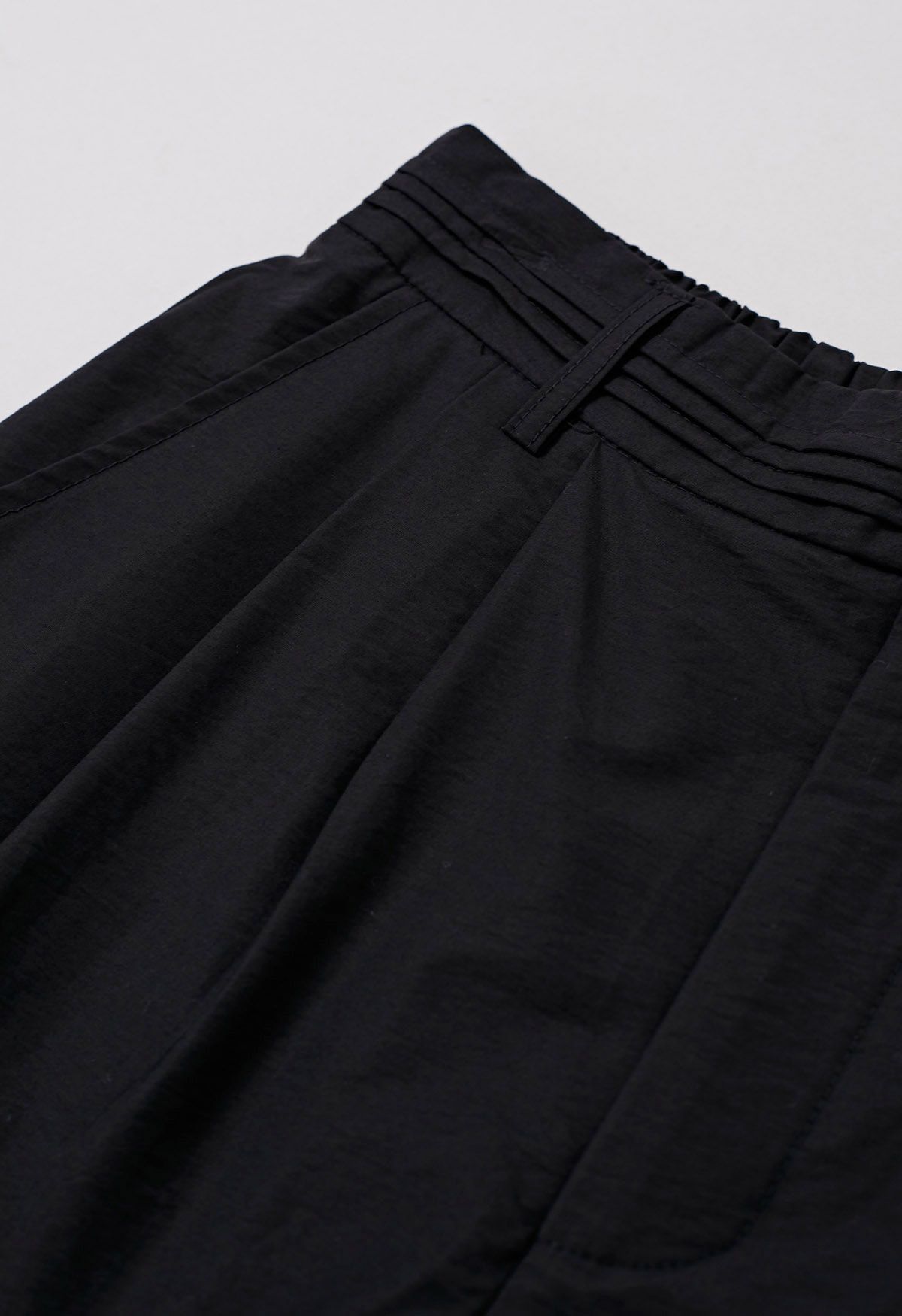 Pintuck Detail Wide-Leg Pants in Black