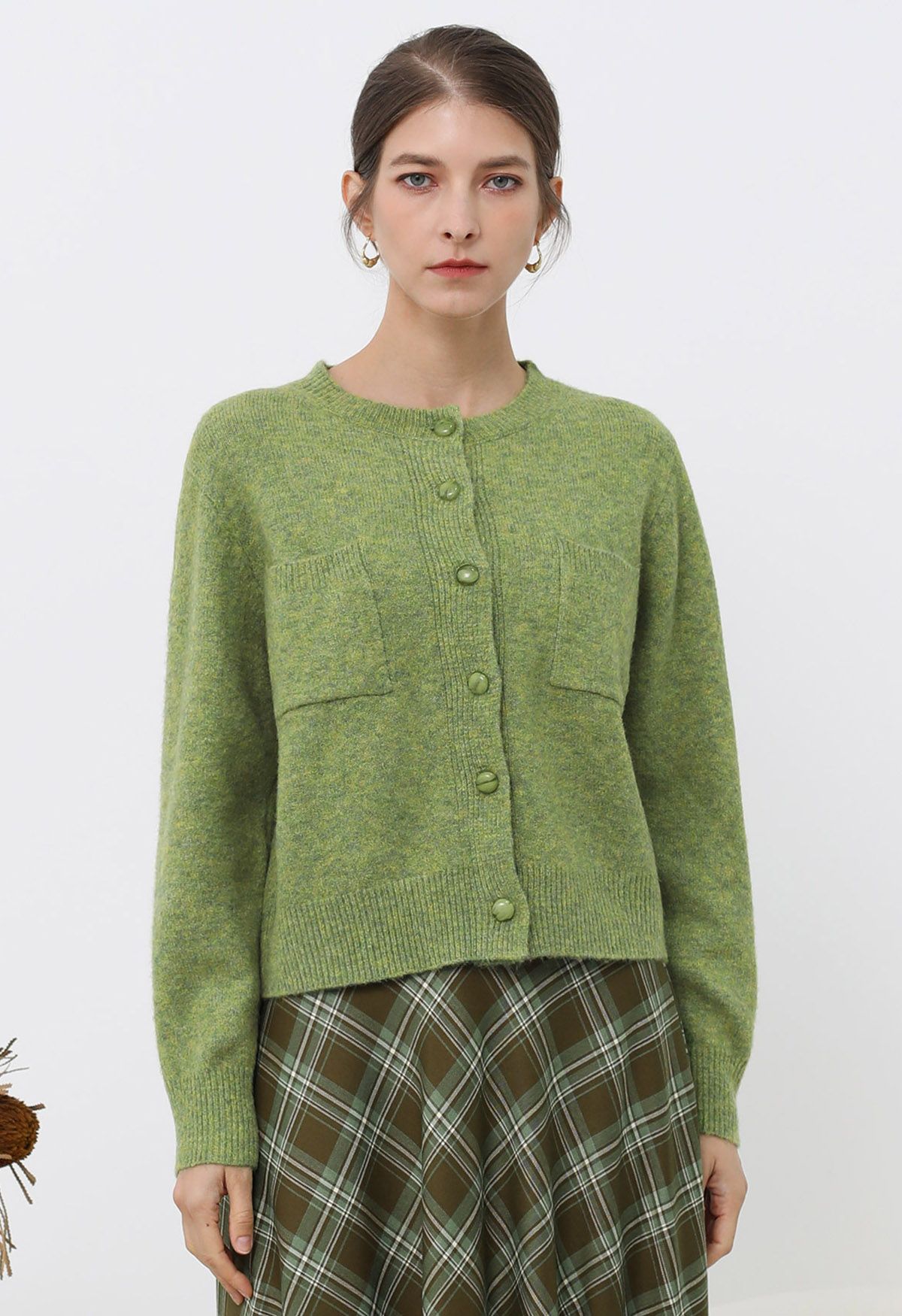 Toasty Patch Pockets Buttoned Knit Cardigan in Moss Green