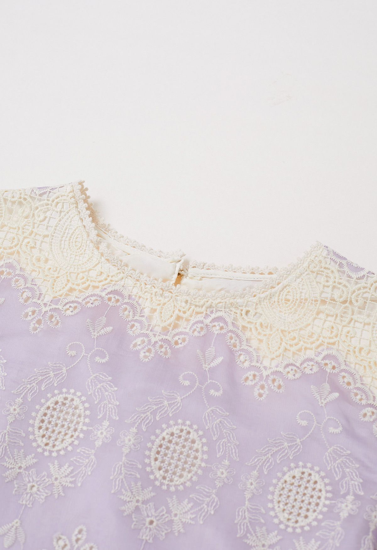 Embroidered Lace Zigzag Hemline Top in Lilac