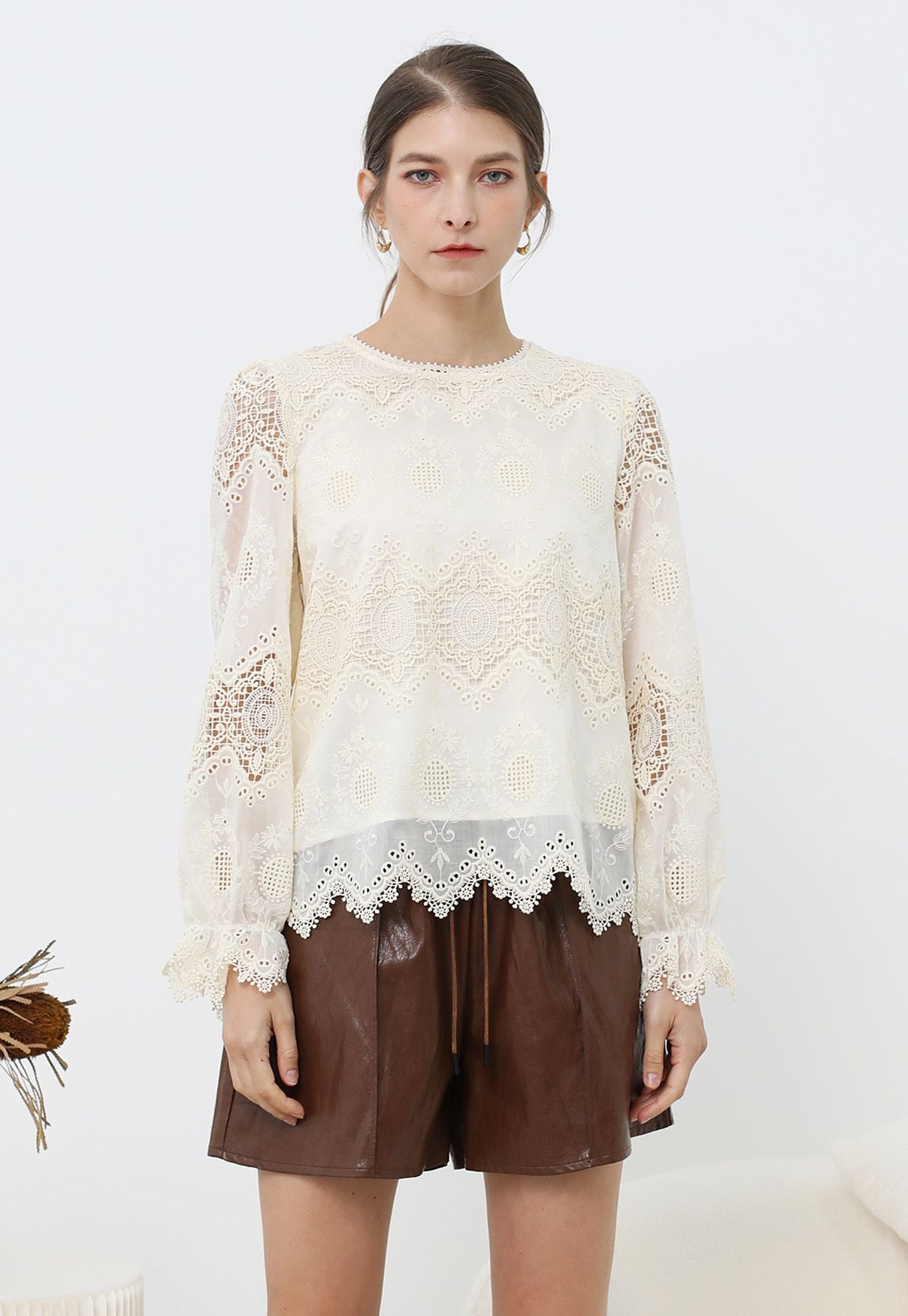 Embroidered Lace Zigzag Hemline Top in Cream