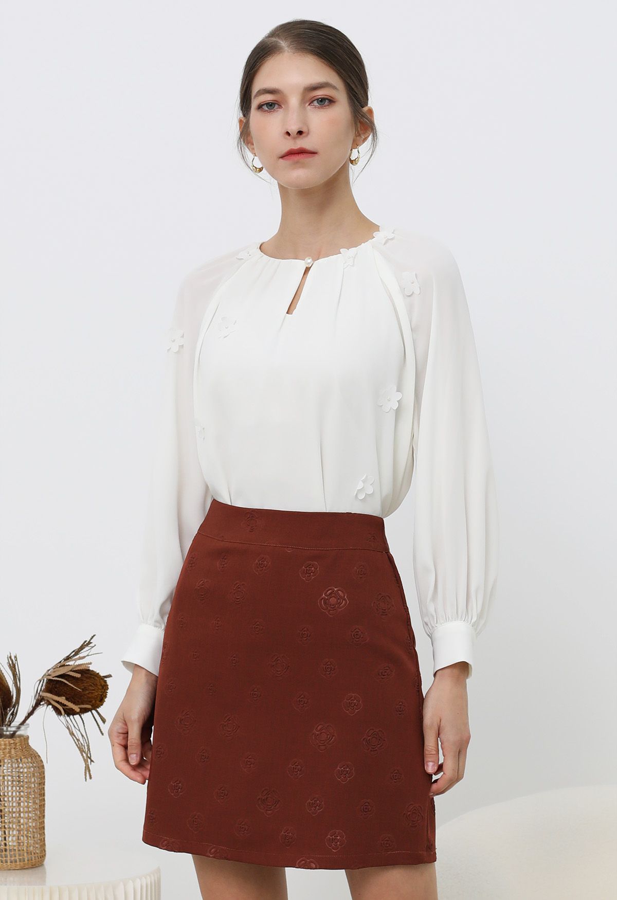 3D Floret Pearly Cutout Puff Sleeve Shirt in White