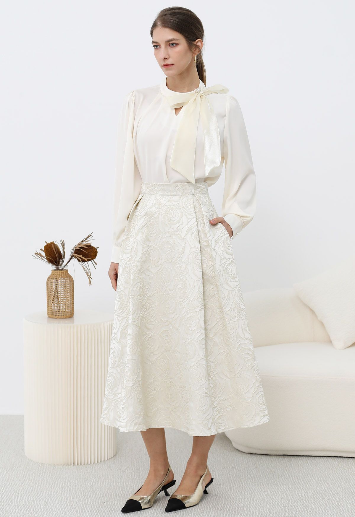 Delicate Roses Jacquard Embossed A-Line Midi Skirt in Ivory