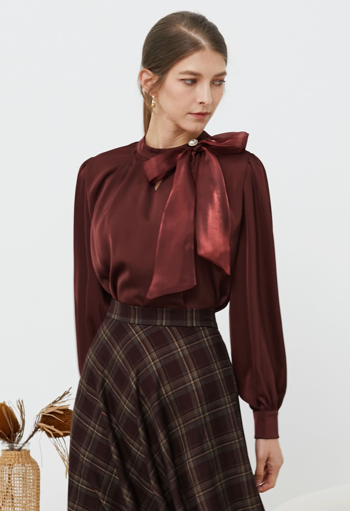 Pearly Organza Bowknot Satin Top in Burgundy