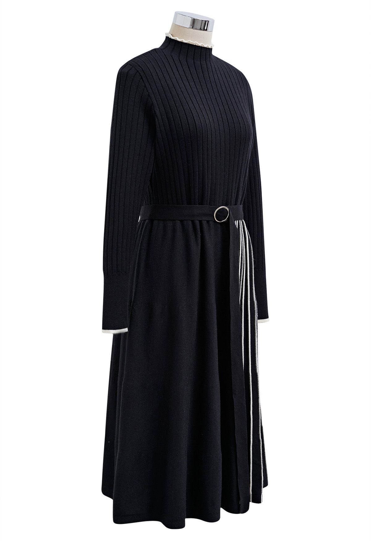 Inventive Contrast Striped Belted Ribbed Knit Dress in Black