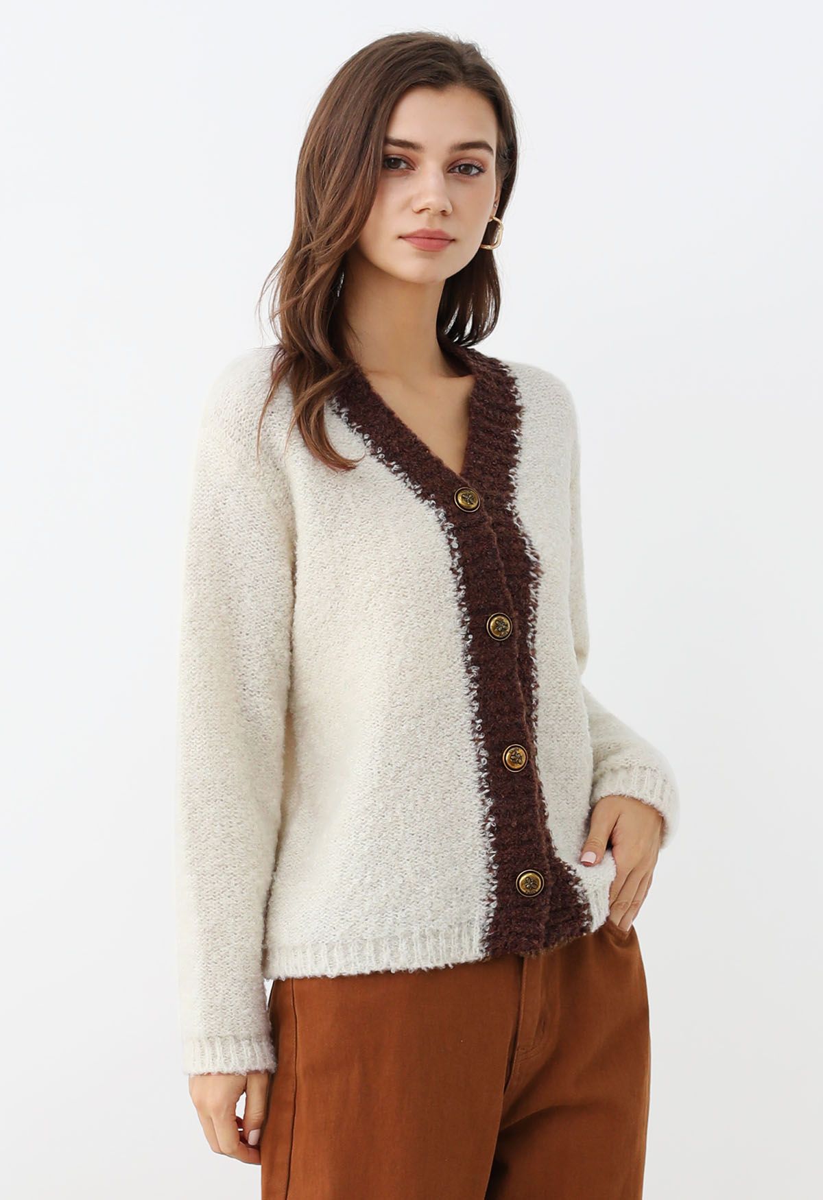 Contrast Trim Buttoned Fuzzy Knit Cardigan in Ivory