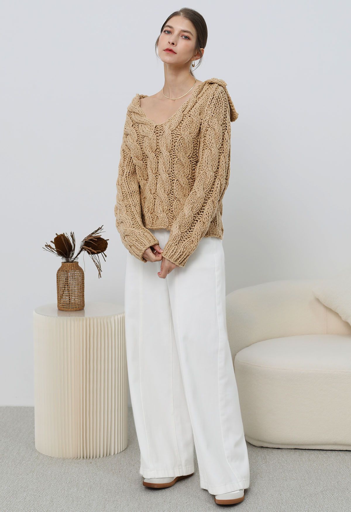 Collared V-Neck Chunky Cable-Knit Sweater in Tan