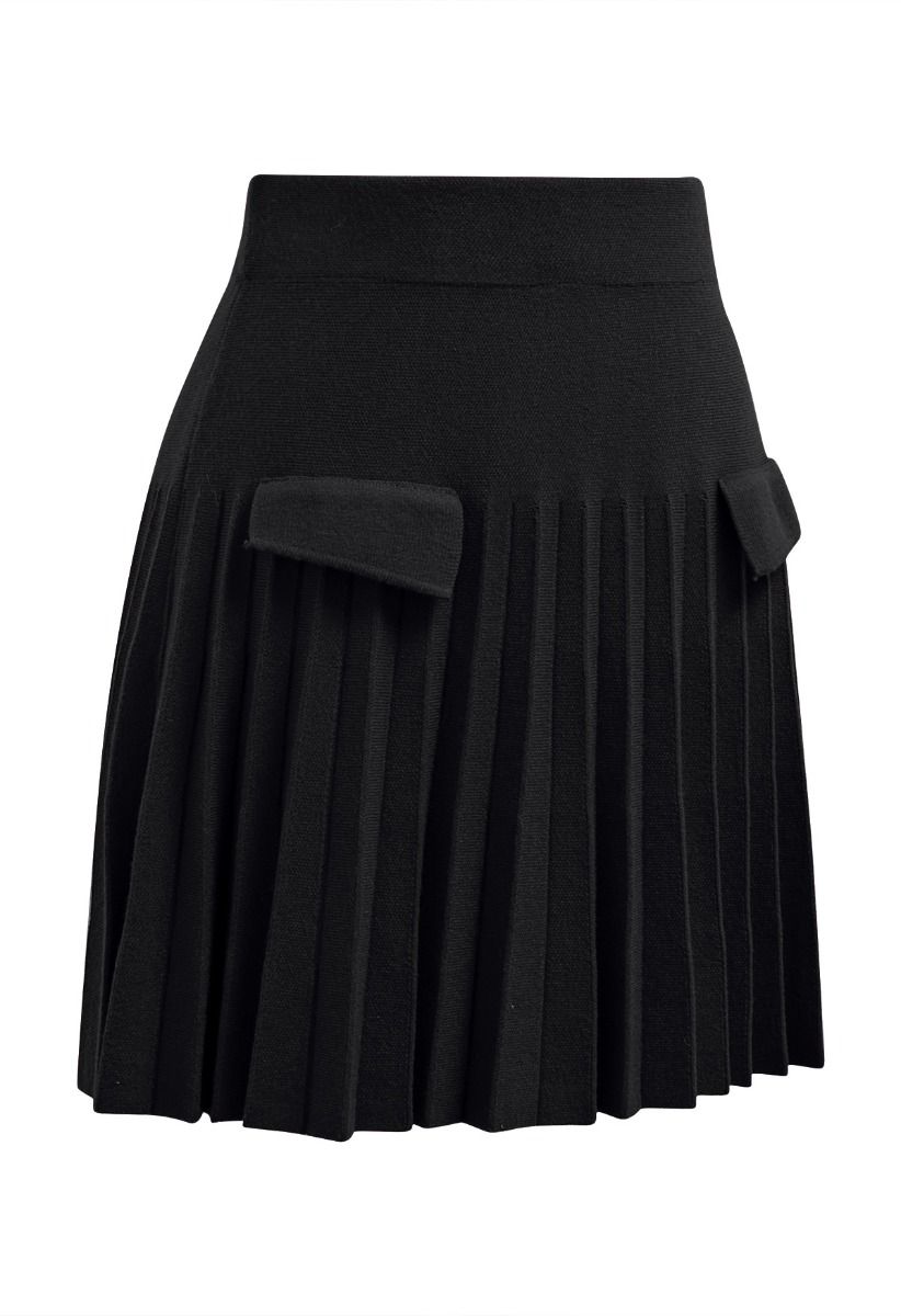 Decorative Pocket Pleated Knit Mini Skirt in Black