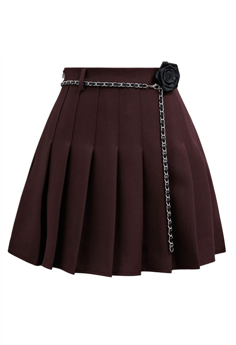 Rose Brooch Chain Belt Pleats Mini Skirt in Burgundy