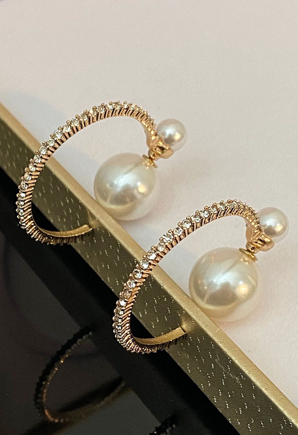 Geometric Pearl Rhinestone Earrings in Gold