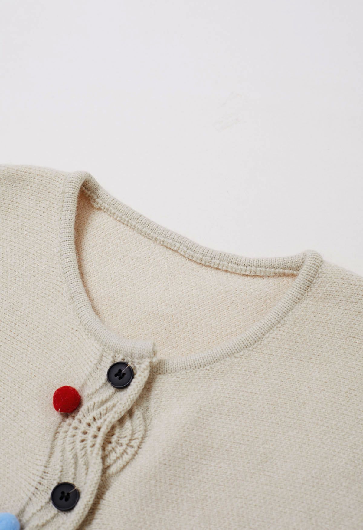 Colorful Pom-Pom Wavy Buttoned Patch Pocket Knit Cardigan in Oatmeal