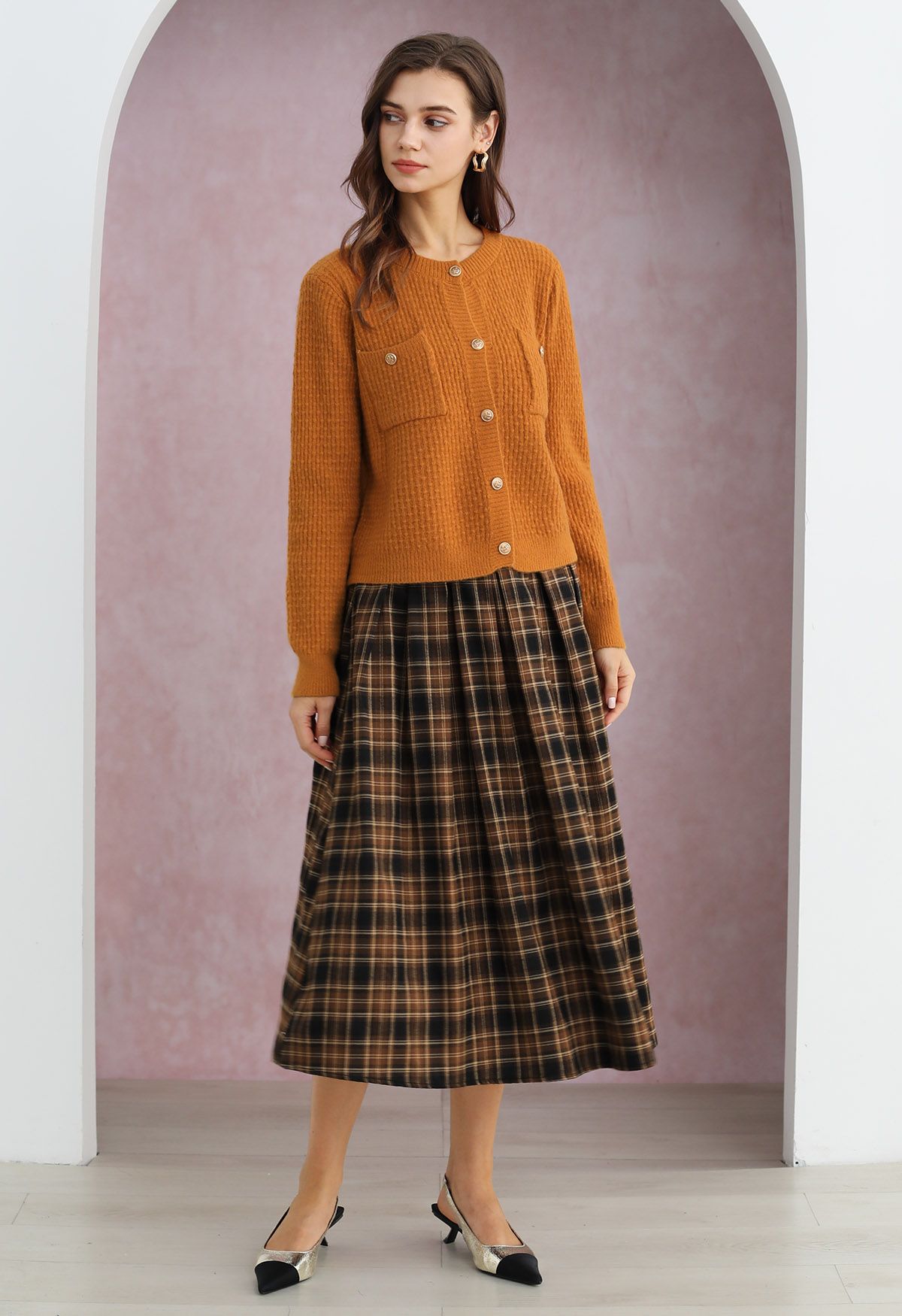 Iconic Aspect Plaid Pattern Pleated Midi Skirt