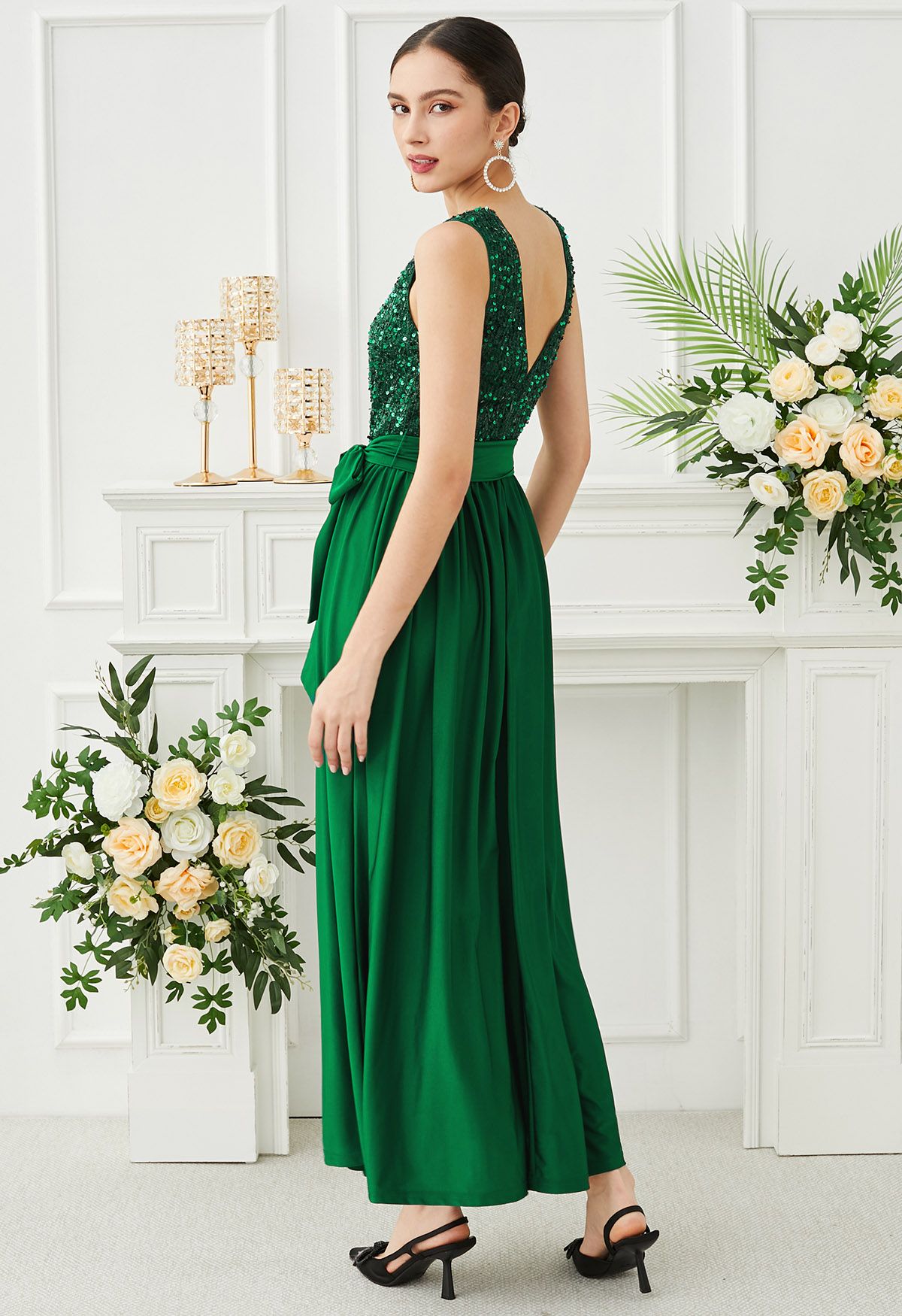 V-Neck Sequins Spliced Sleeveless Gown in Dark Green