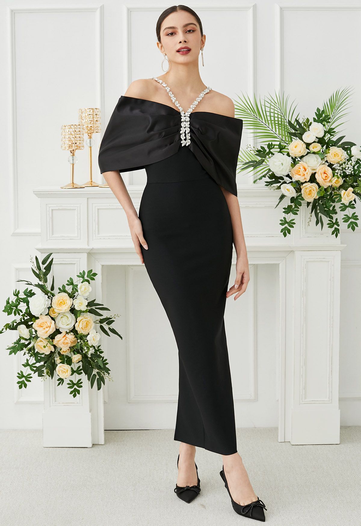 Rhinestones Decor Big Bow Cold-Shoulder Maxi Dress in Black