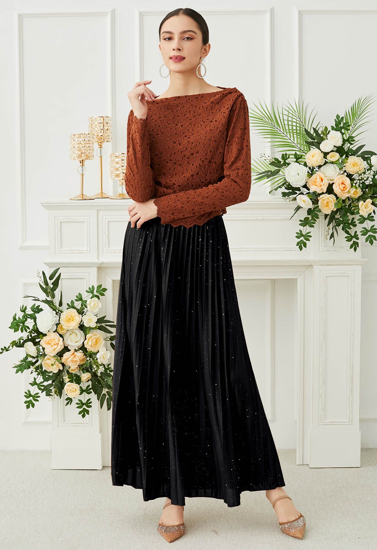 Twinkling Night Pleated Maxi Skirt in Black