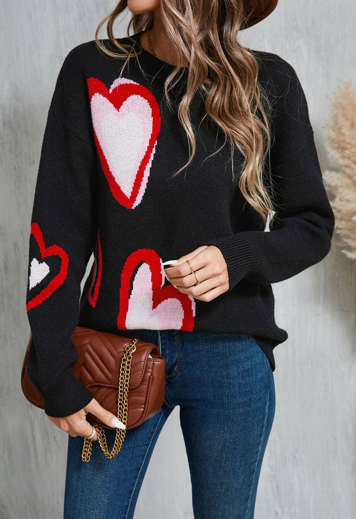 Heart Fluttering Crew Neck Knit Sweater in Black