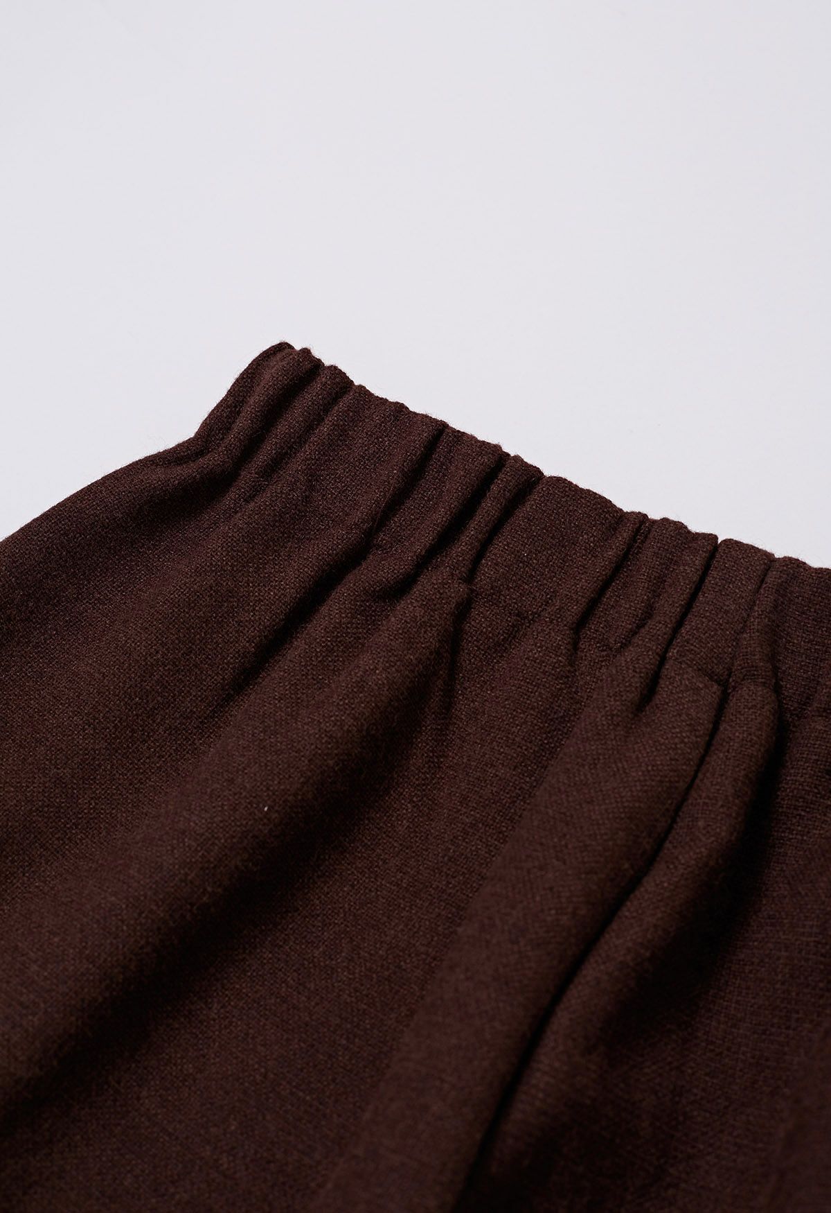 Side Pockets Pleats Wide-Leg Pants in Burgundy