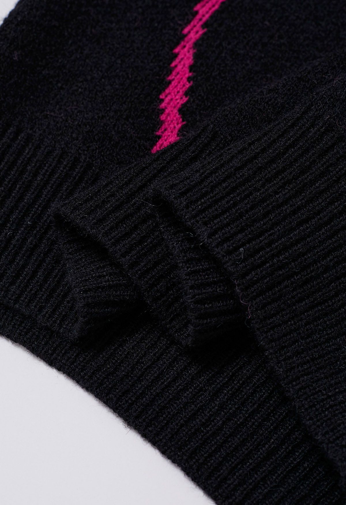 Lovable Heart Crew Neck Knit Sweater in Black