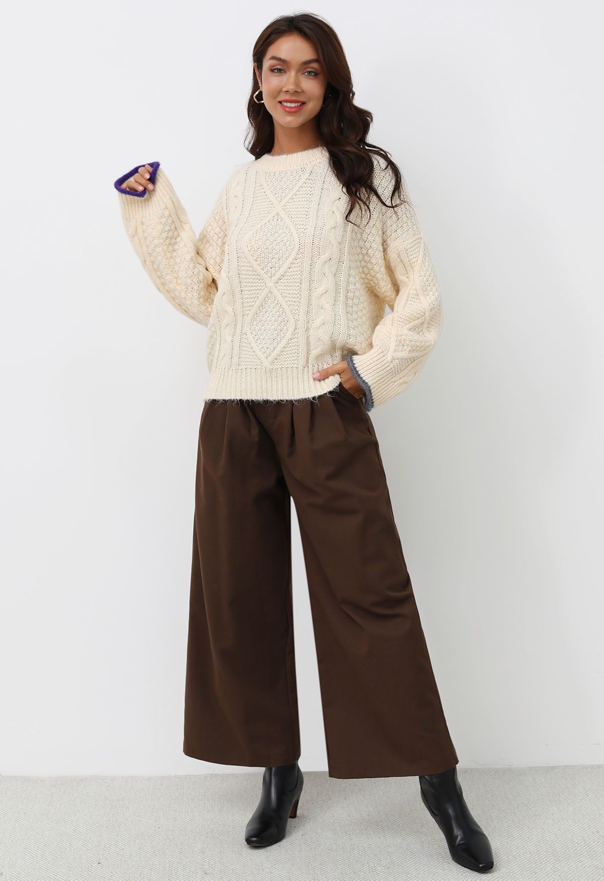 Two-Tone Cuffs Crew Neck Knit Sweater