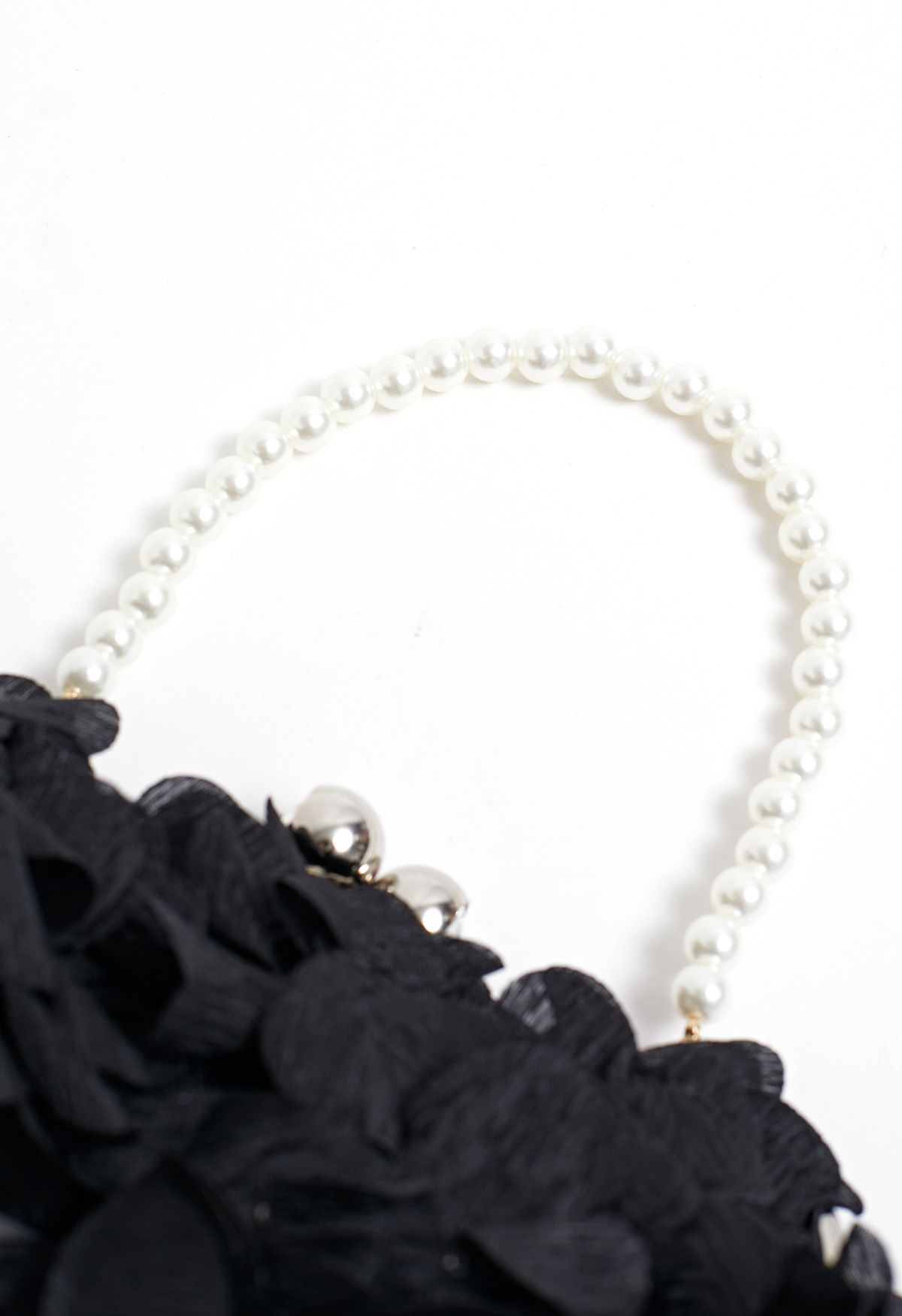 Bloom-Inspired Pearl Chain Handbag in Black